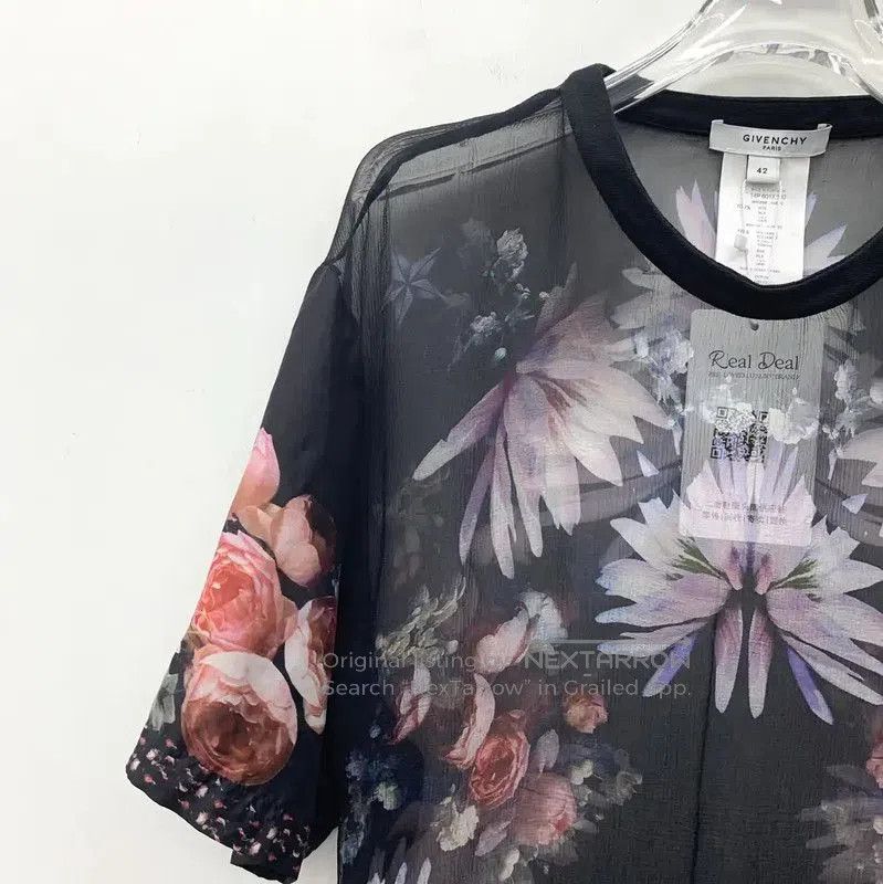 Givenchy Givenchy Black Silk Floral T-Shirt . Size XL / US 12-14 / IT 48-50 - 3 Thumbnail