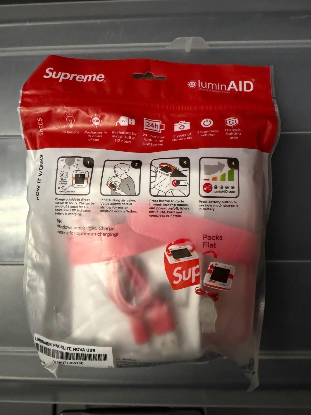 Supreme Supreme PackLite Nova USB SS18 LuminAID Size ONE SIZE - 2 Thumbnail