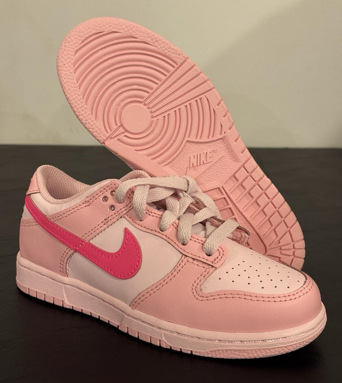 Nike Nike Kids Dunk Low DH9756-600 Triple Pink Size 1.5y . No Box Size US 5 / EU 37 - 6 Thumbnail
