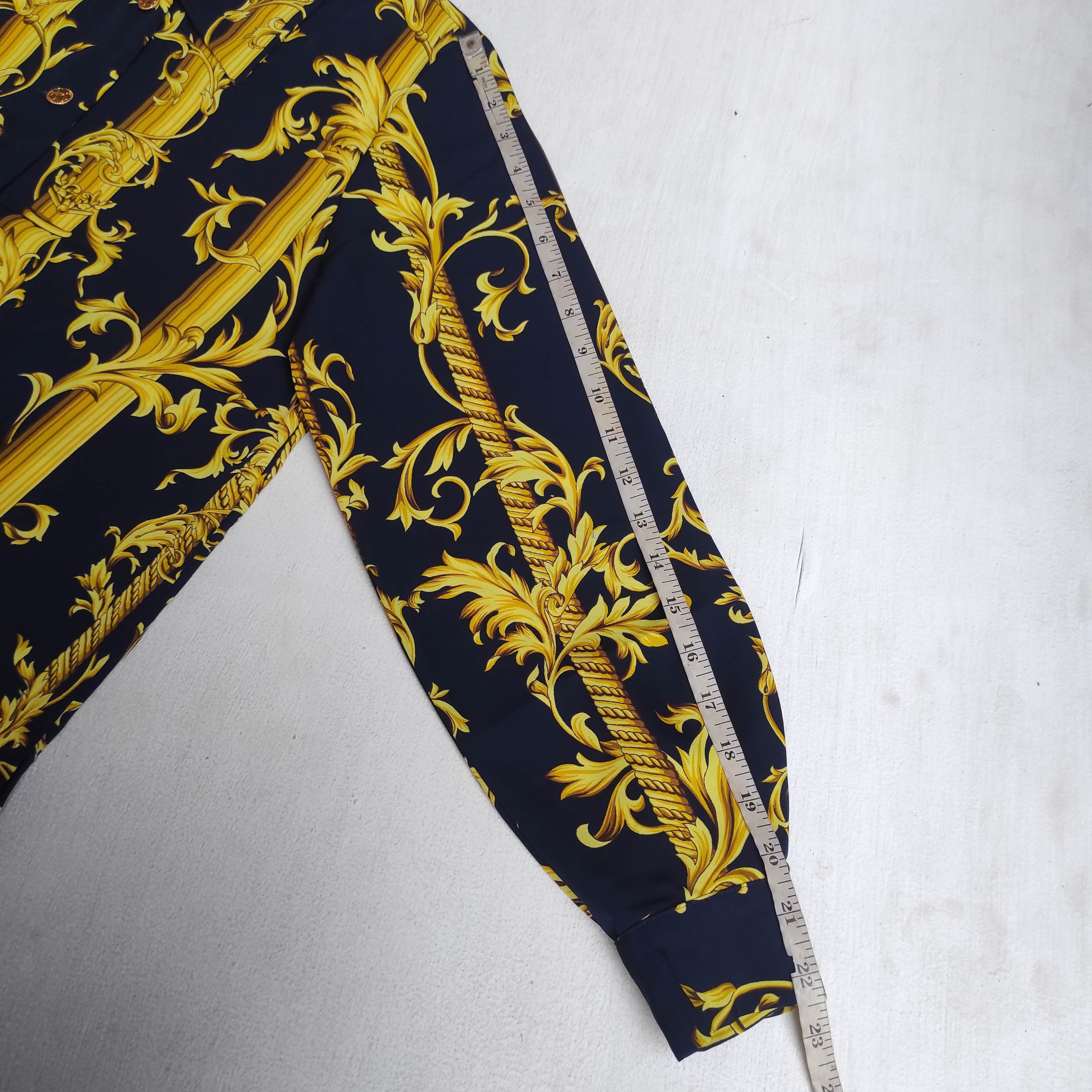 Japanese Brand Made in Japan Primary Shirt Button Up Like versace Size US M / EU 48-50 / 2 - 21 Thumbnail
