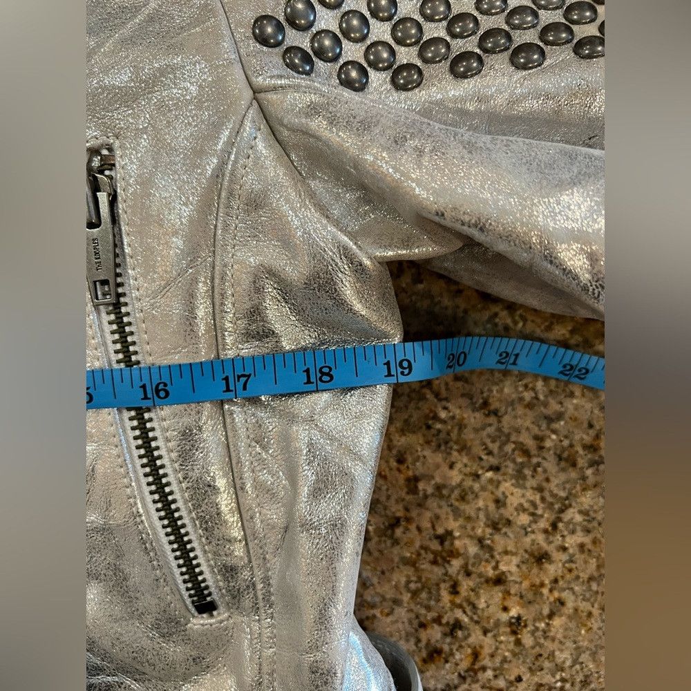 The Kooples The Kooples Silver Metallic Studded Cropped Leather Moto Size L / US 10 / IT 46 - 4 Thumbnail