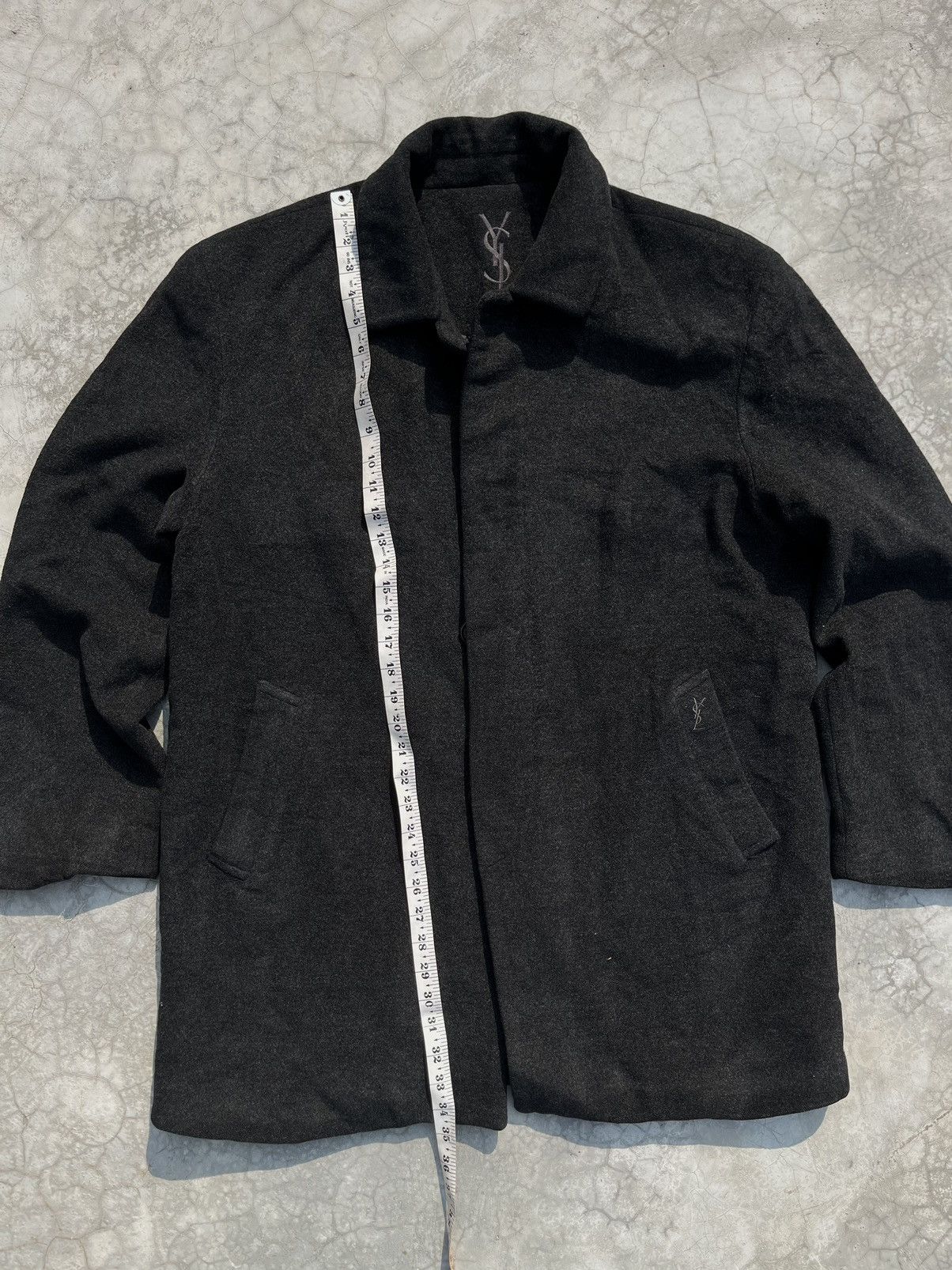 Yves Saint Laurent YVES SAINT LAURENT HEAVY WOOLLEN COAT Size US M / EU 48-50 / 2 - 7 Thumbnail