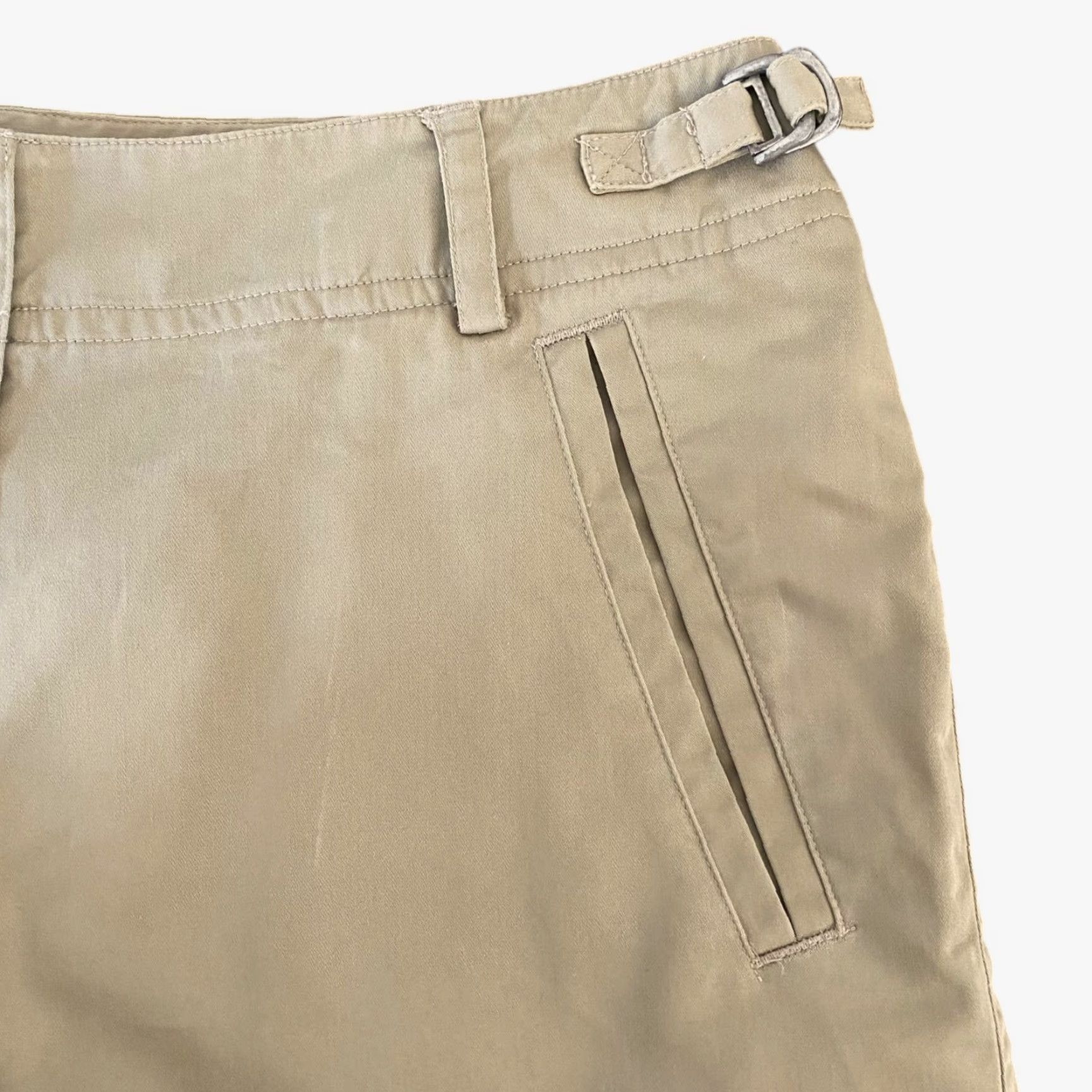 Tommy Bahama VINTAGE Tommy Bahama Women's Chino Shorts Khaki Cotton Blend Size 4 Casual Travel Outdoors Size 27" / US 4 / IT 40 - 6 Thumbnail