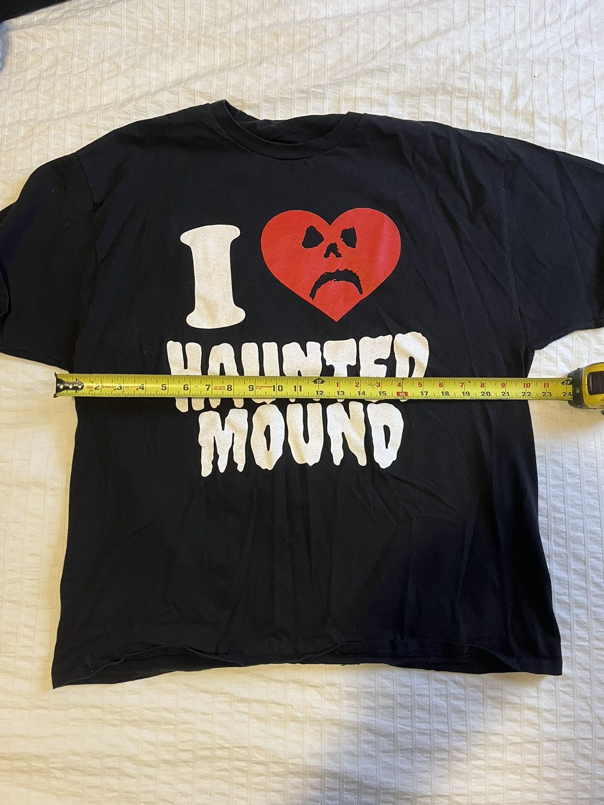 Haunted Mound I <3 Haunted Mound T Size US L / EU 52-54 / 3 - 4 Thumbnail
