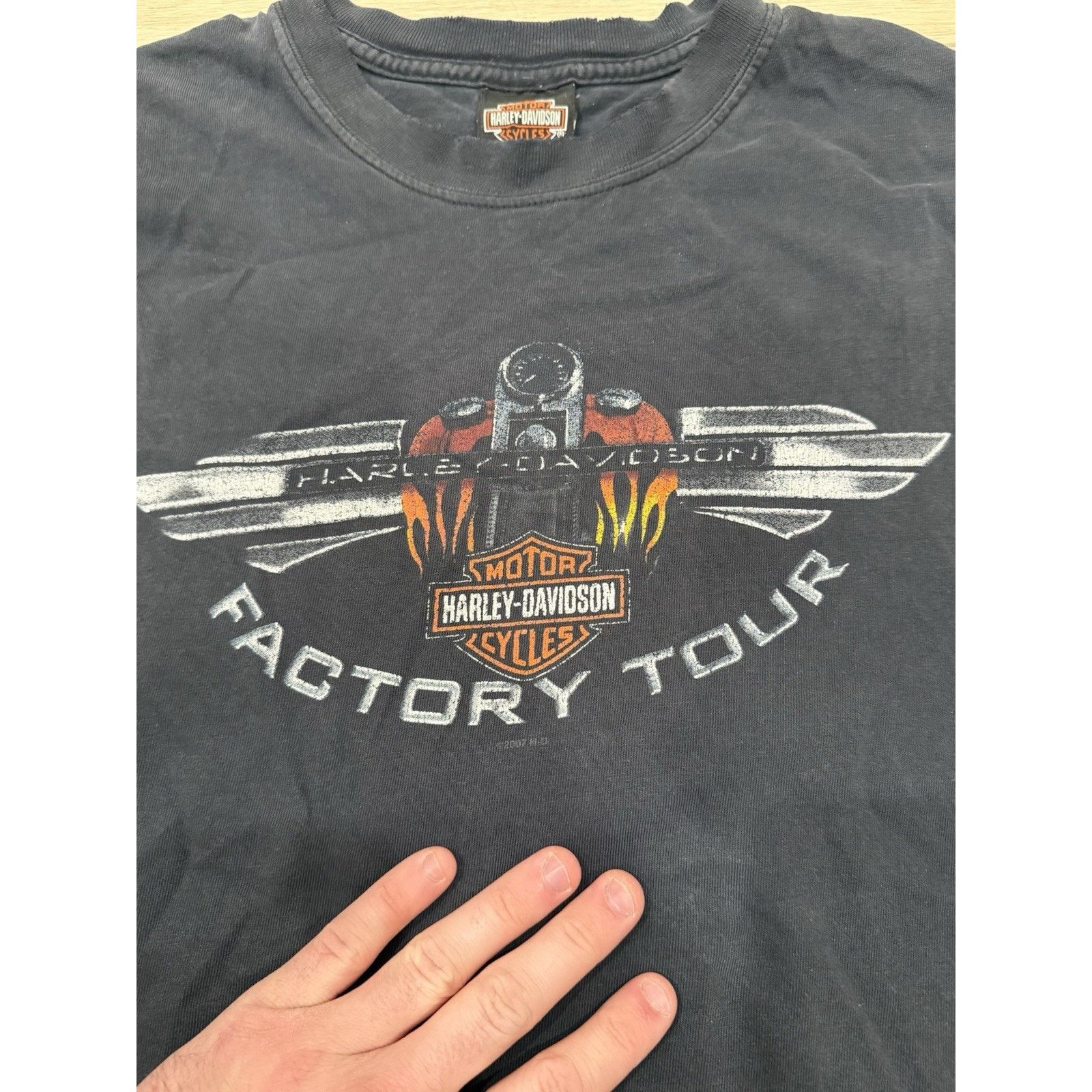 Harley Davidson Harley Davidson Graphic Tee Distressed Y2K 2007 Faded Size US L / EU 52-54 / 3 - 6 Thumbnail