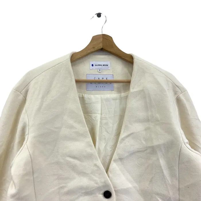 Vintage Vtg CAPE MERINO BLEND Global Work Minimalist Trench Coat Size M / US 6-8 / IT 42-44 - 2 Thumbnail