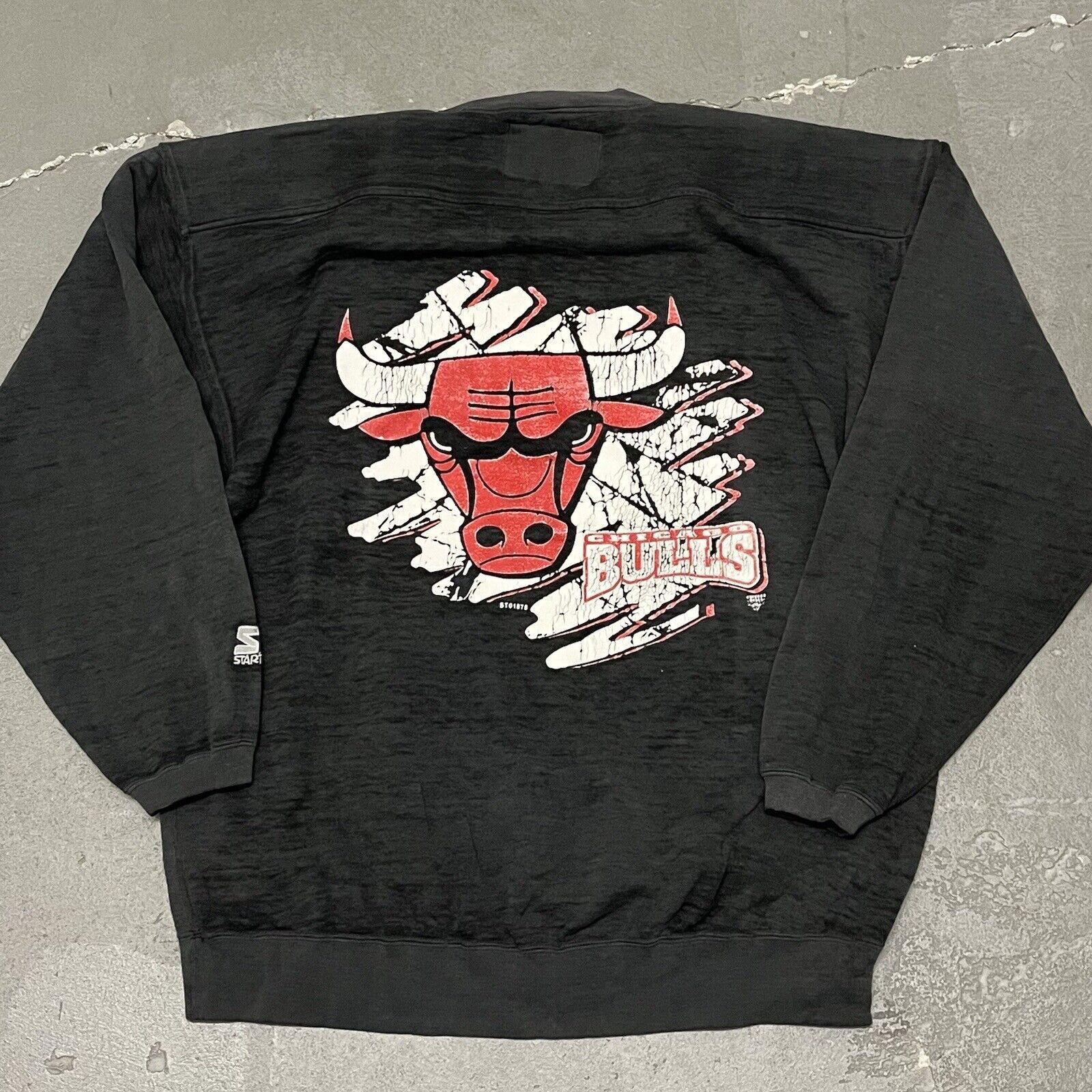 Starter VTG 1990’S Starter NBA Chicago Bulls Crewneck Sweatshirt XL Size US XL / EU 56 / 4 - 1 Thumbnail