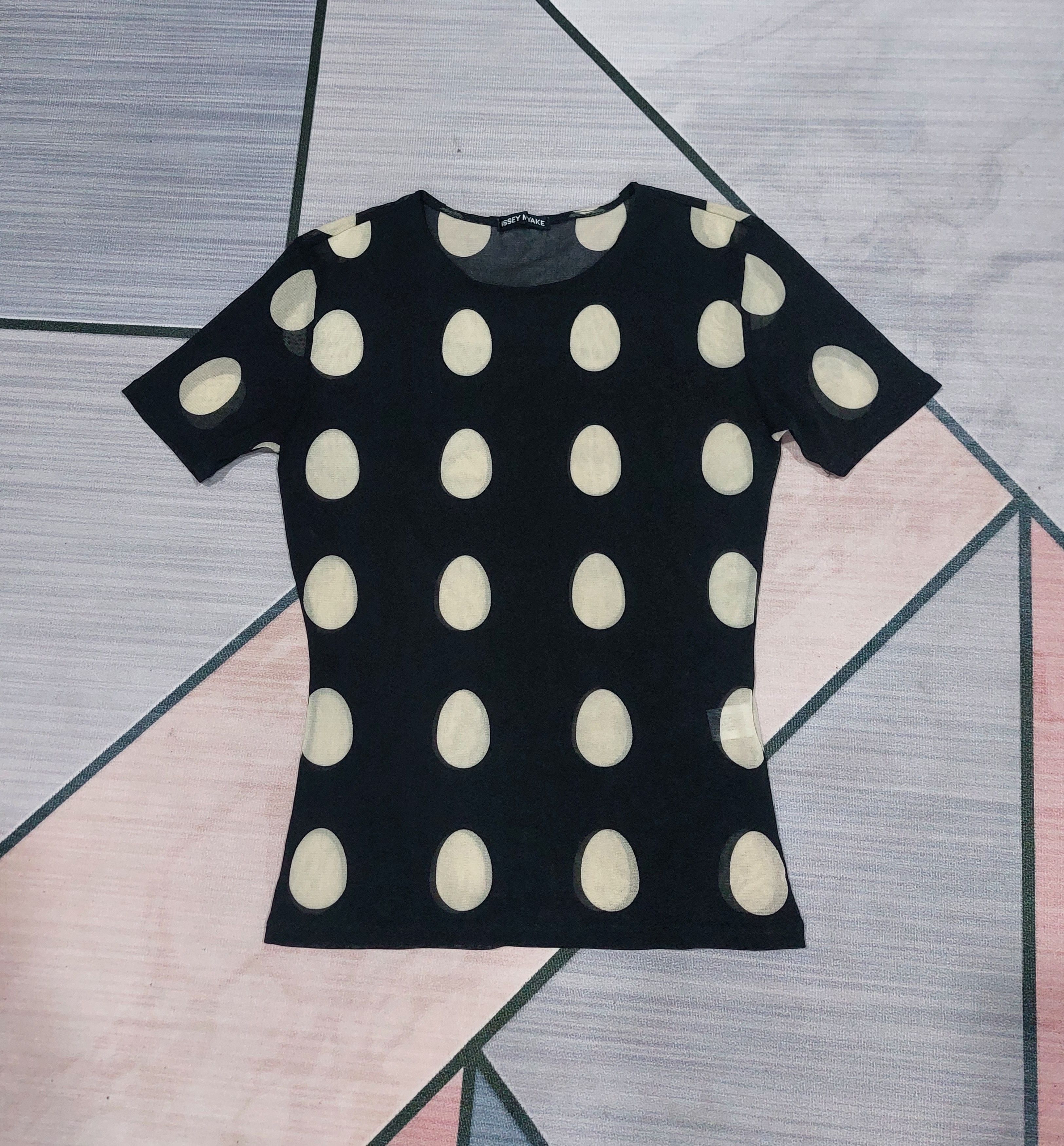 Issey Miyake ISSEY MIYAKE DOT PRINTED TEE Size S / US 4 / IT 40 - 5 Thumbnail
