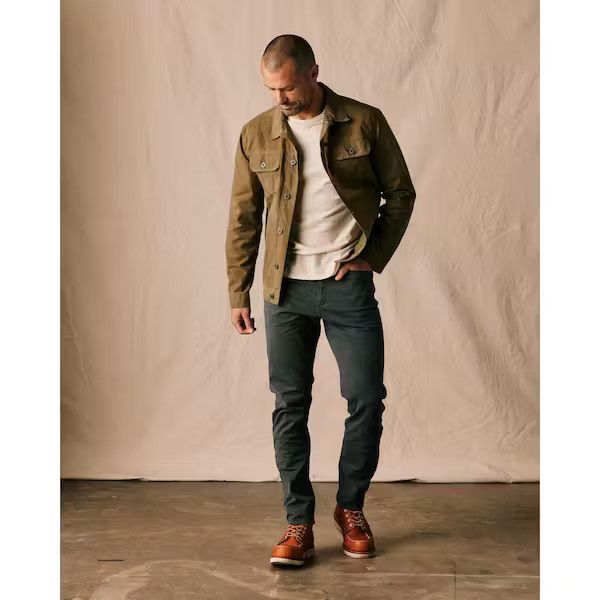 Huckberry Flint And Tinder Men's 365 Chino Short - 7" Inseam Stretch Shorts In Military Olive