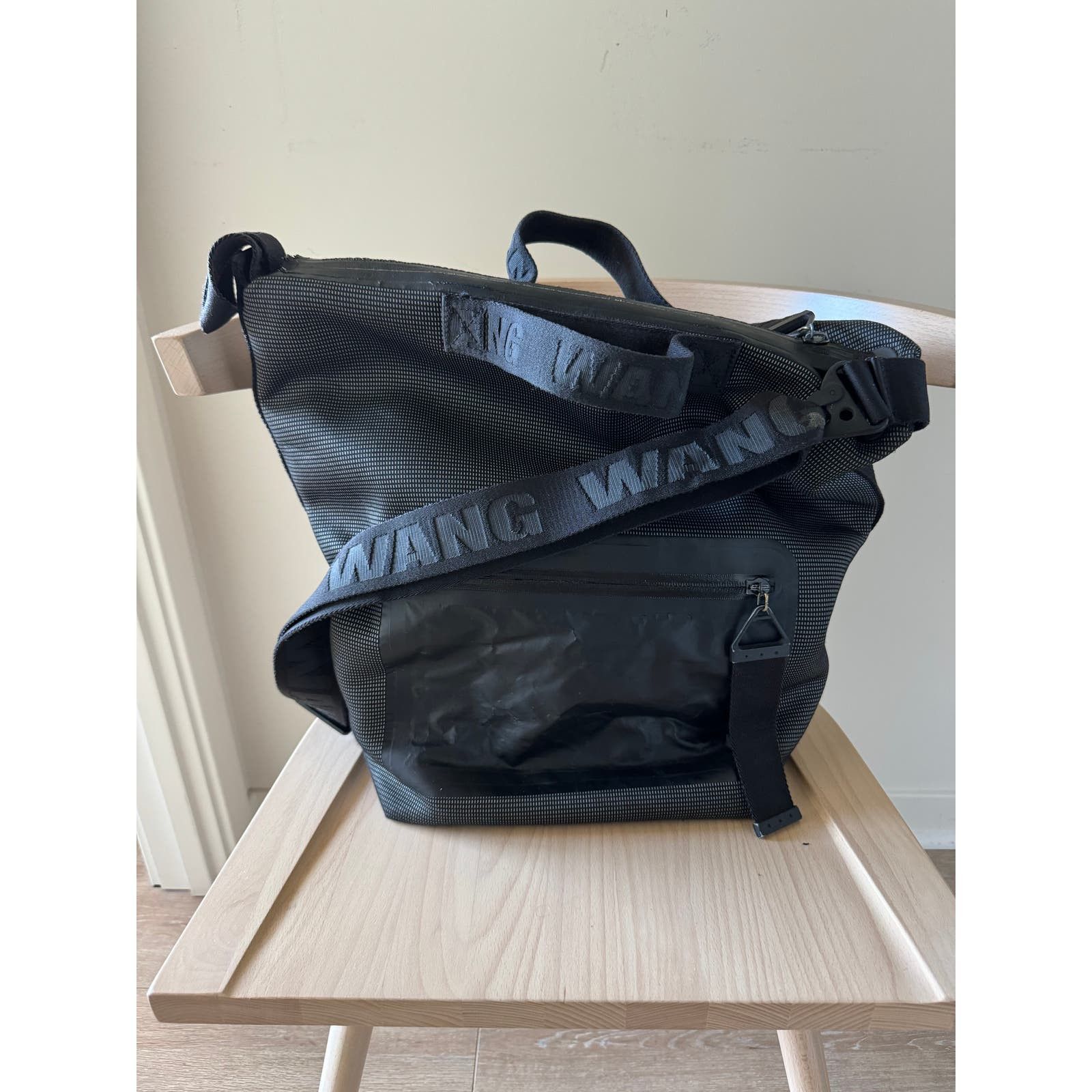 Alexander wang h&m bag hotsell