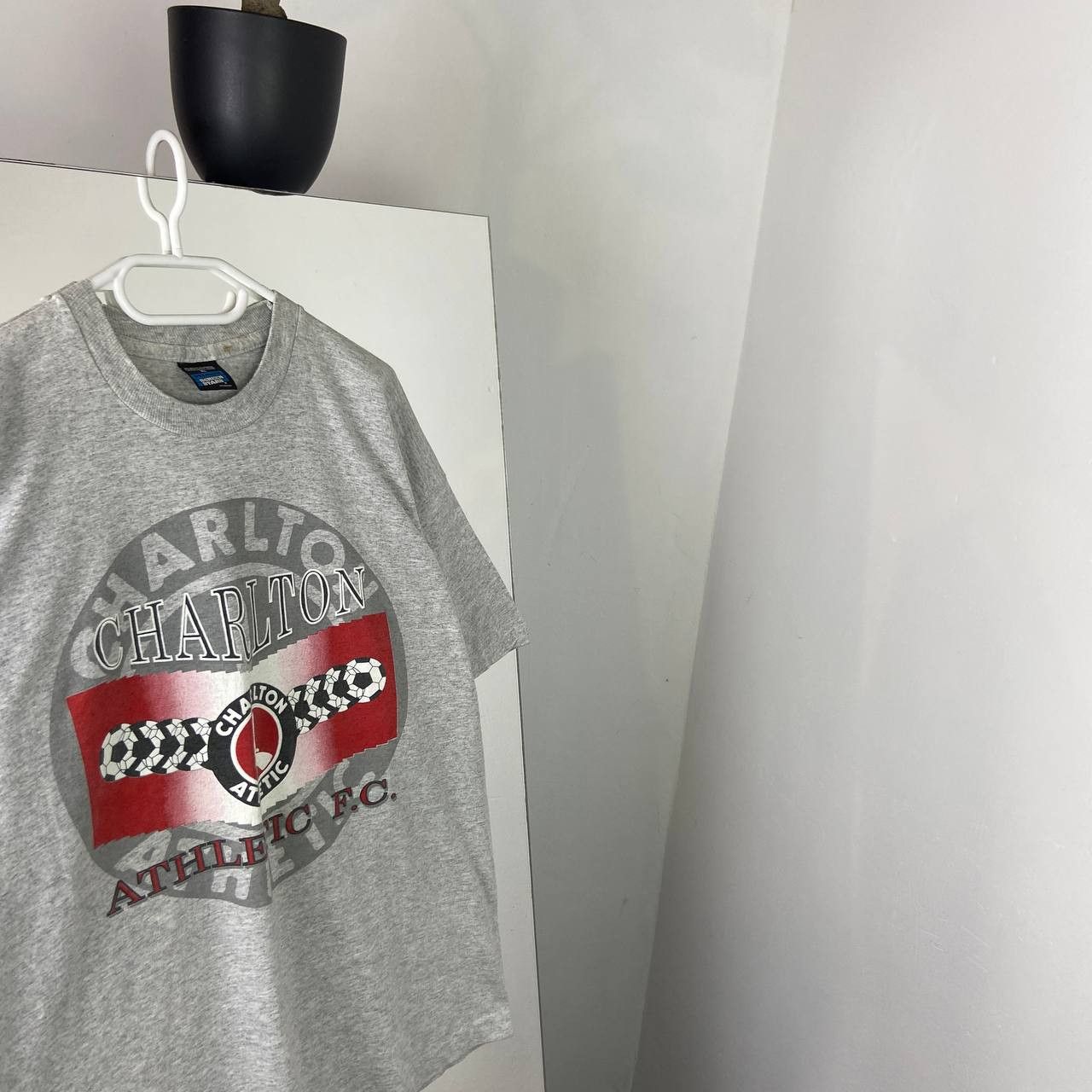 Vintage Vintage 1993 Charlton Athletic England Football Tee Soccer Size US XL / EU 56 / 4 - 3 Thumbnail