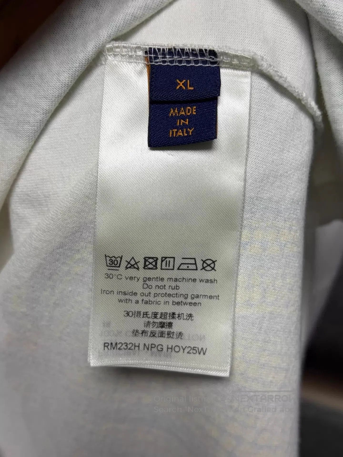 Louis Vuitton White XL Short Sleeve Shirt with Pumpkin Graphics. Size US XL / EU 56 / 4 - 4 Thumbnail