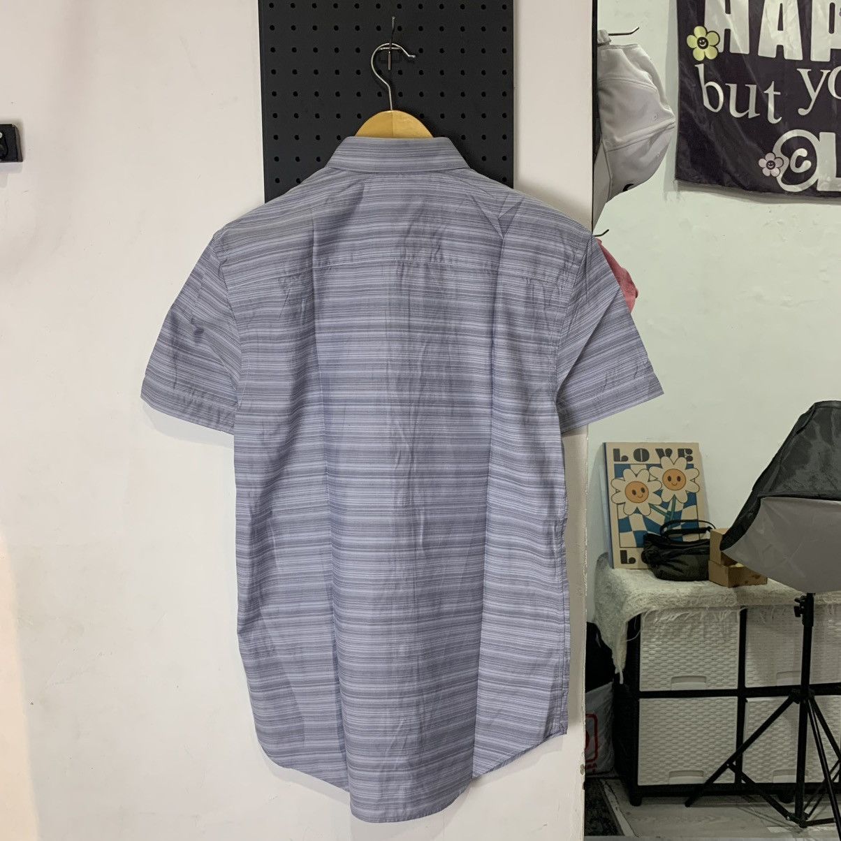 Emporio Armani Emporio Armani stripe shortsleeve button shirt Size US M / EU 48-50 / 2 - 3 Thumbnail