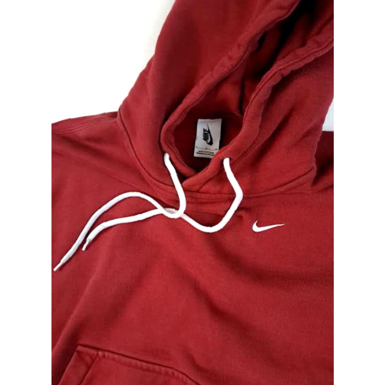 Nike VINTAGE Nike Red Small Hooded Sweatshirt Pullover Mens S Hoodie Sweatshirt Red Nike Pullover Hooded Sweatshirt Mens S Size US S / EU 44-46 / 1 - 5 Thumbnail