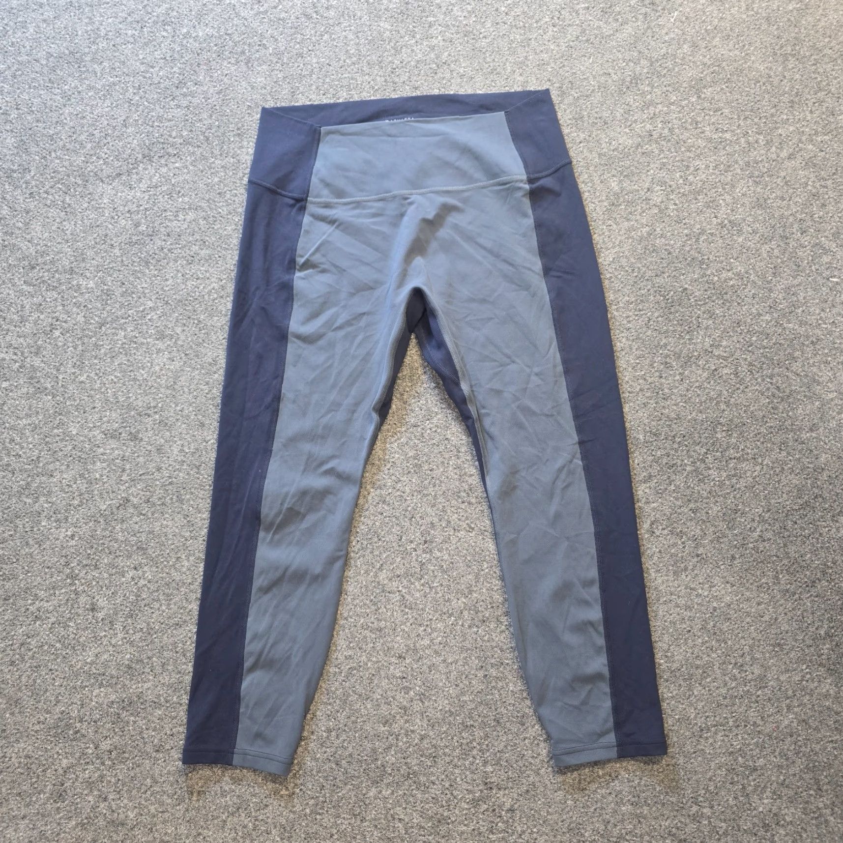 Athleta Athleta Leggings Women 1X Colorblock Blue 7/8 Tight Stretch Athletic Cropped Transcend Activewear 23 in Inseam Size 40" / US 18 - 2 Thumbnail