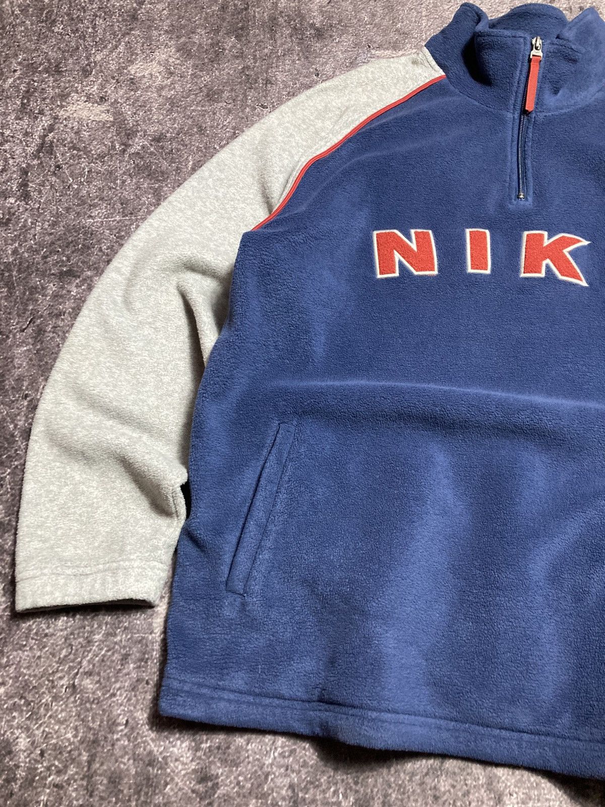 Vintage Vintage Nike Spellout Half Zip Fleece Pullover Mens L Blue Size US L / EU 52-54 / 3 - 2 Thumbnail