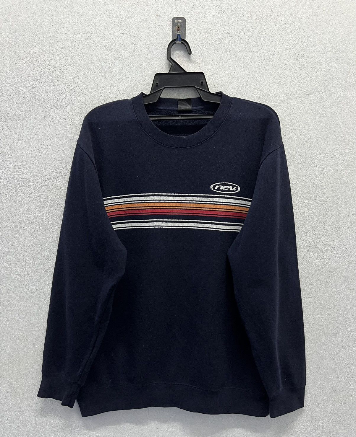 Vintage VINTAGE NEV FUTURE SHAPES SWEATSHIRT Size US L / EU 52-54 / 3 - 1 Thumbnail