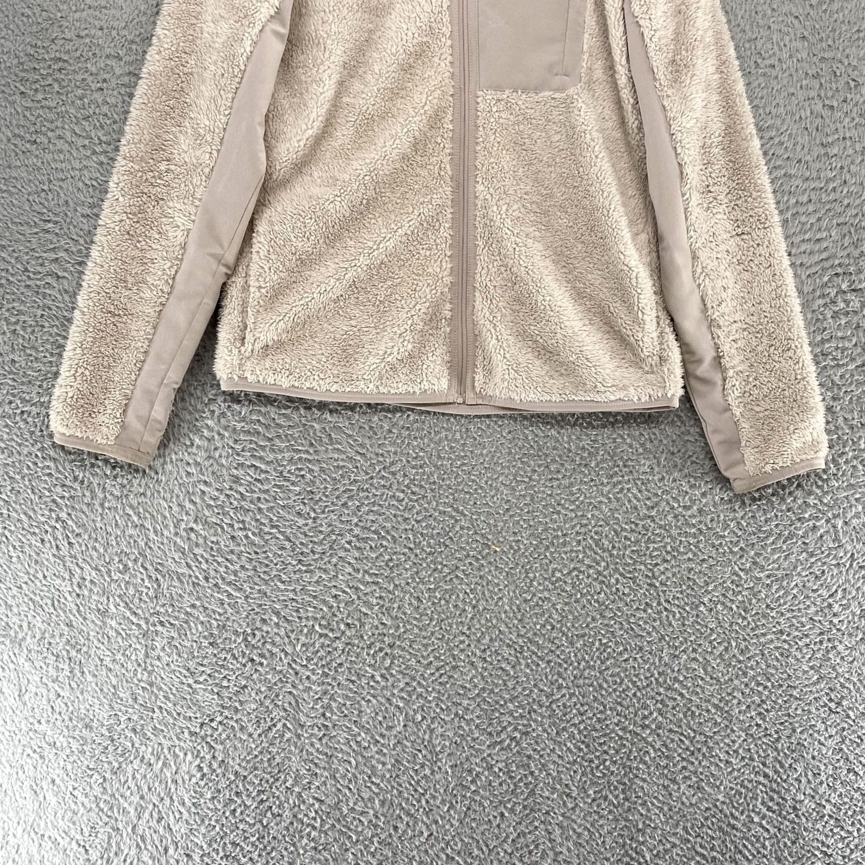 Nike Nike Jacket Womens Small Beige Cream Sherpa Fleece Full Zip Teddy Chest Pocket Size S / US 4 / IT 40 - 3 Thumbnail