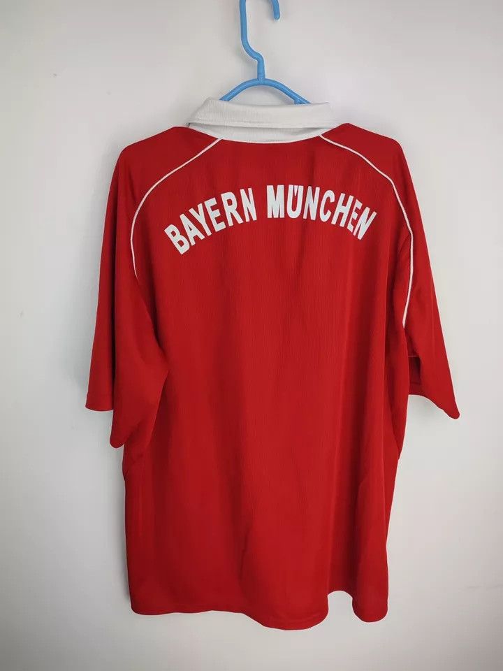 Vintage Vintage Bayern Munich 2005 - 2006 Home FOOTBALL Kit SHIRT Size US XL / EU 56 / 4 - 11 Thumbnail