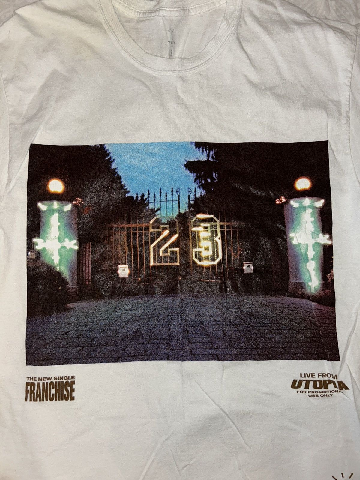 Travis Scott Travis Scott Gates T-Shirt Size Medium Size US M / EU 48-50 / 2 - 4 Thumbnail