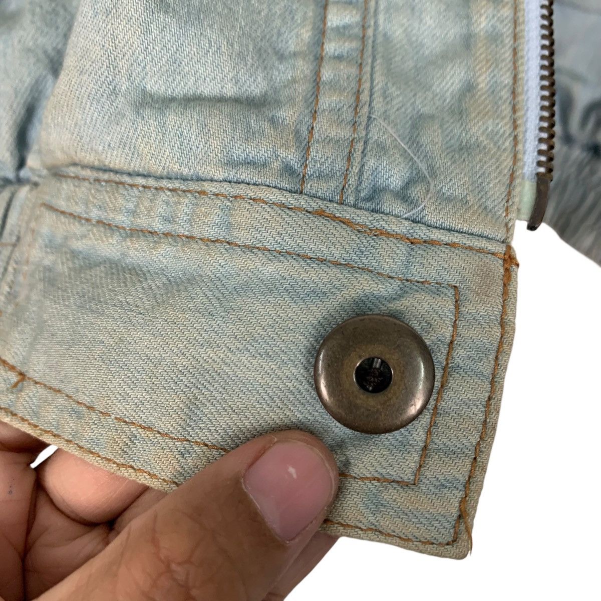 Vintage 90's UNIVERSAL CURATOR Washed Jeans Jacket #2752-C124 Size US M / EU 48-50 / 2 - 15 Thumbnail