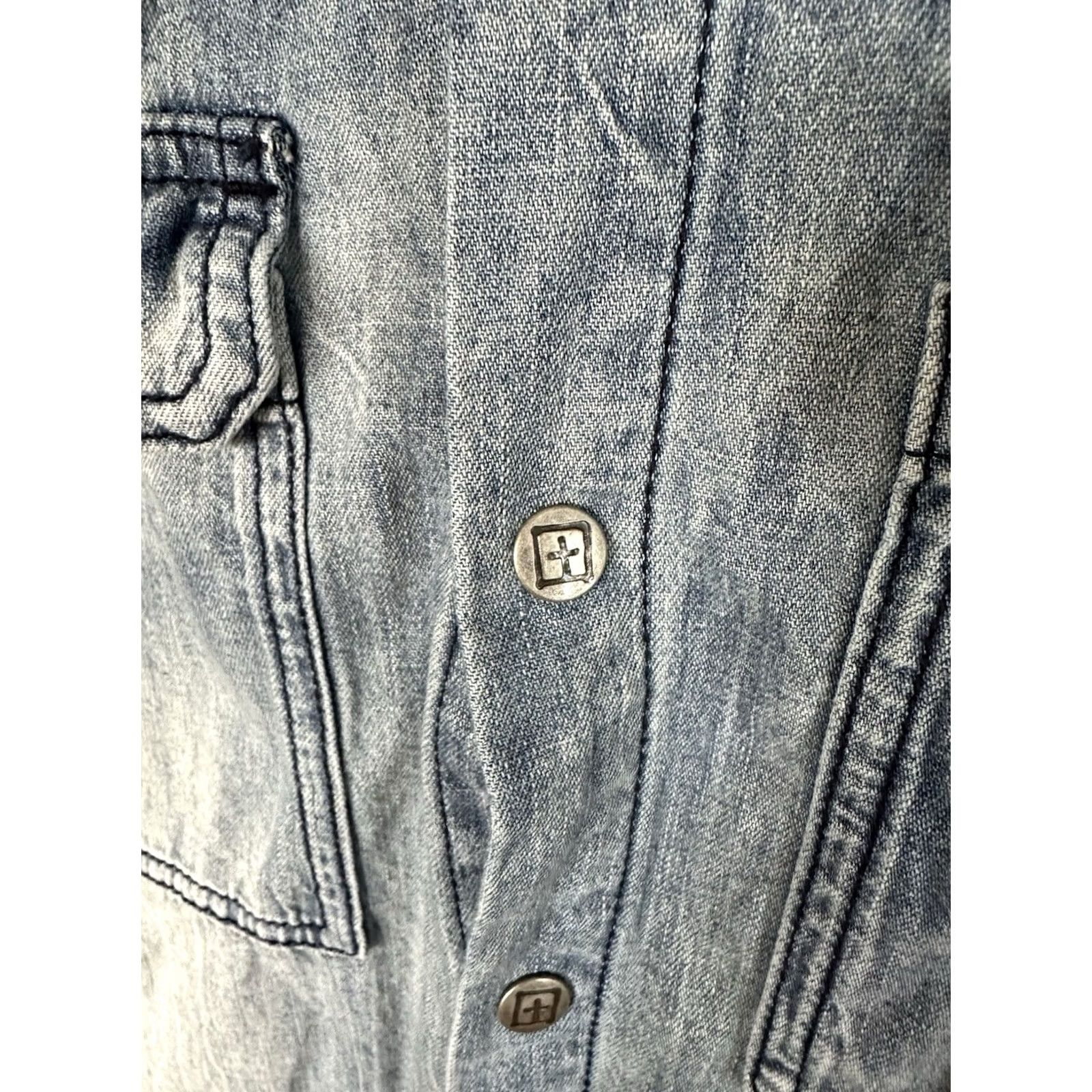 Ksubi Ksubi Shirt Denim Button-Up Long Sleeve Collared Snap Blue Light Washed Scorpion Overshirt XL Mens Regular Pocketed Size US XL / EU 56 / 4 - 3 Thumbnail