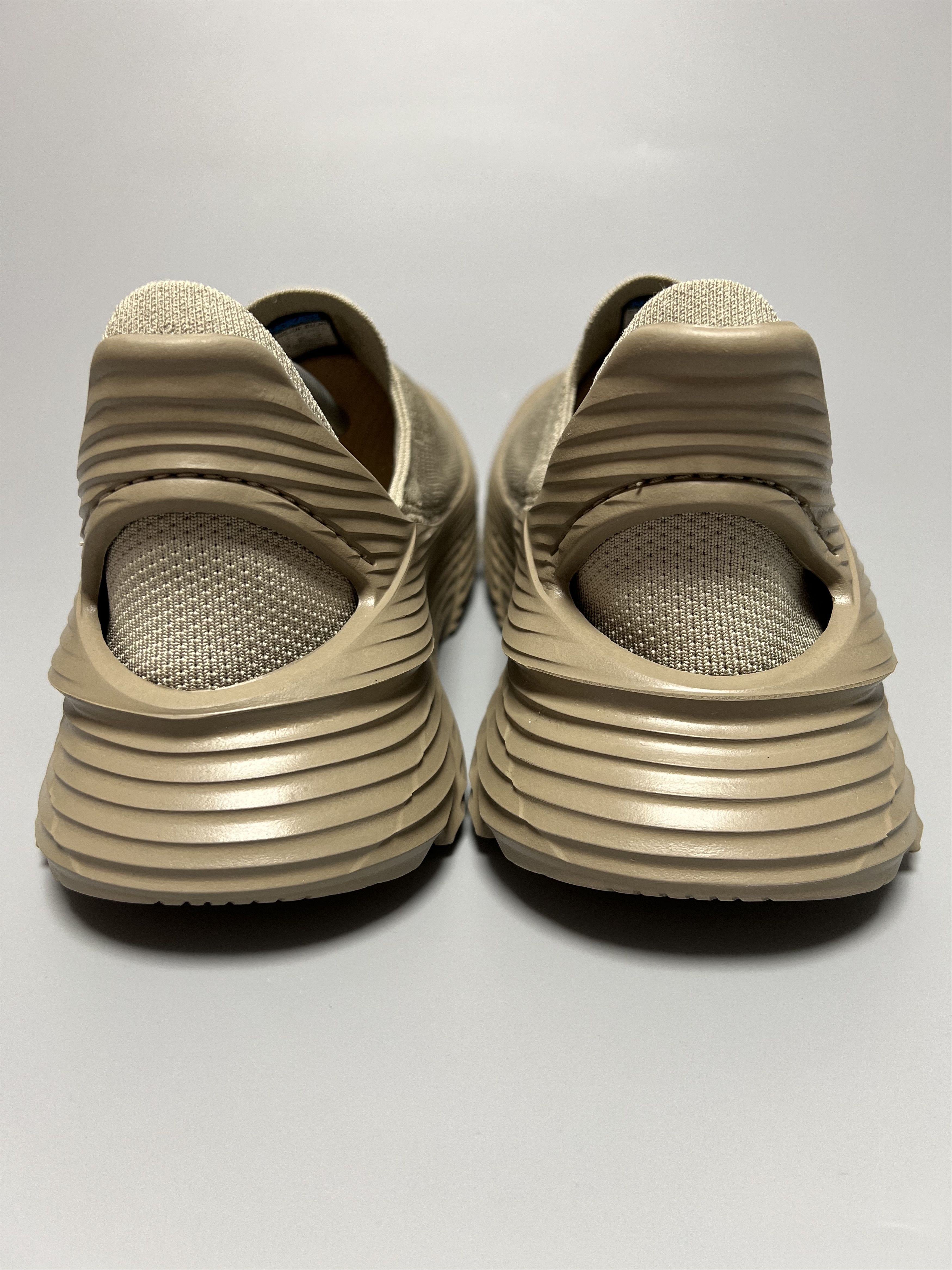 Hoka Hoka One One U Restore TC Unisex Sneakers Size US 9 / EU 42 - 3 Thumbnail