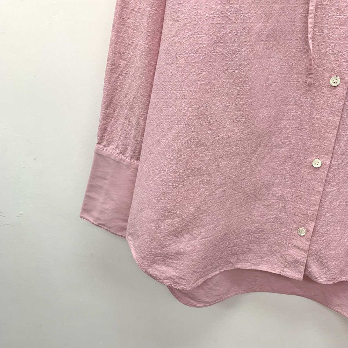 Loewe Loewe Pink Subtle All-over Printed Long Sleeve Shirt K26WX Size XS / US 0-2 / IT 36-38 - 4 Thumbnail