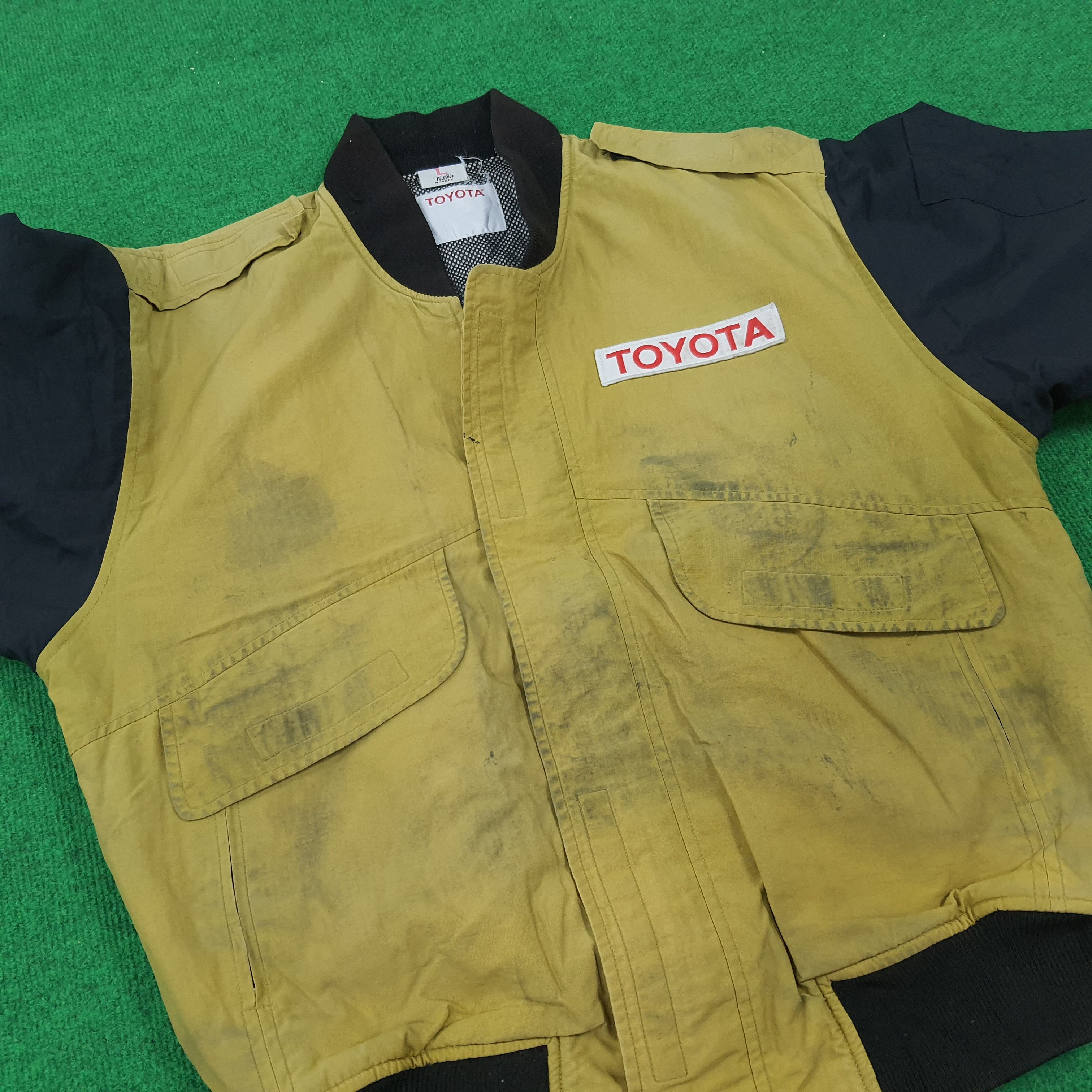 Japanese Brand × Vintage Vintage Toyota TRD Racing Team Motorsports Bomber Jacket Size US XL / EU 56 / 4 - 6 Thumbnail