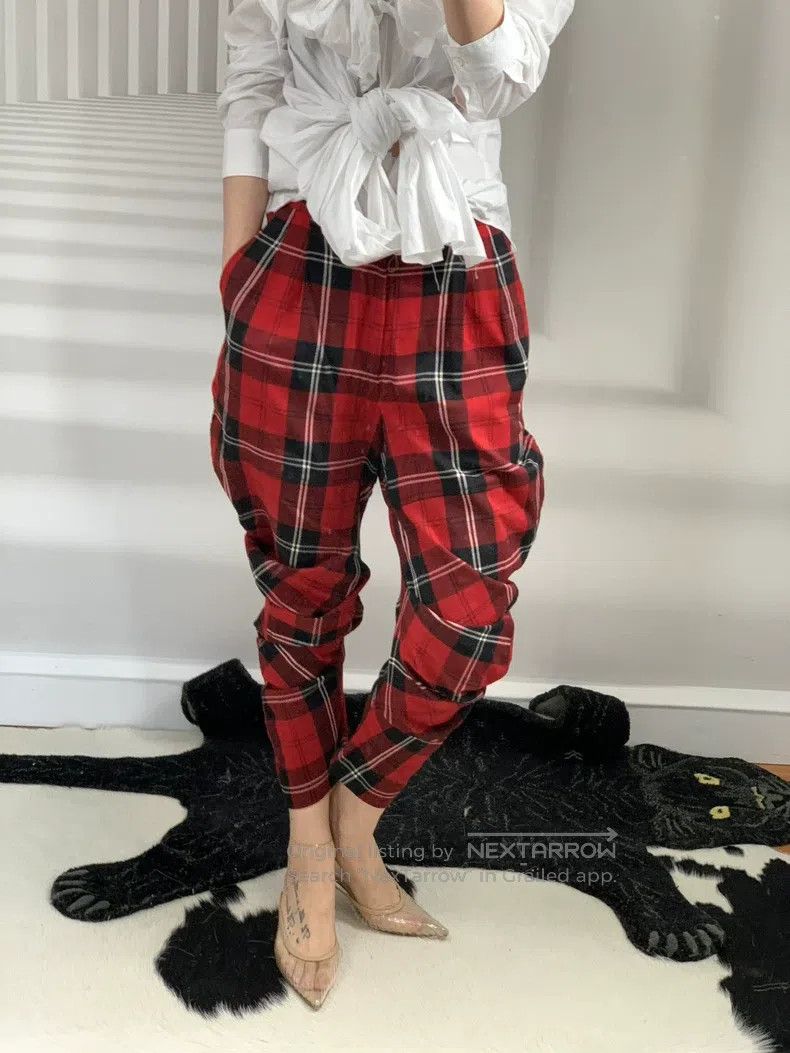 Comme des Garcons Comme Des Garcons size S Classic red checkered harem-style Size 23" - 2 Thumbnail
