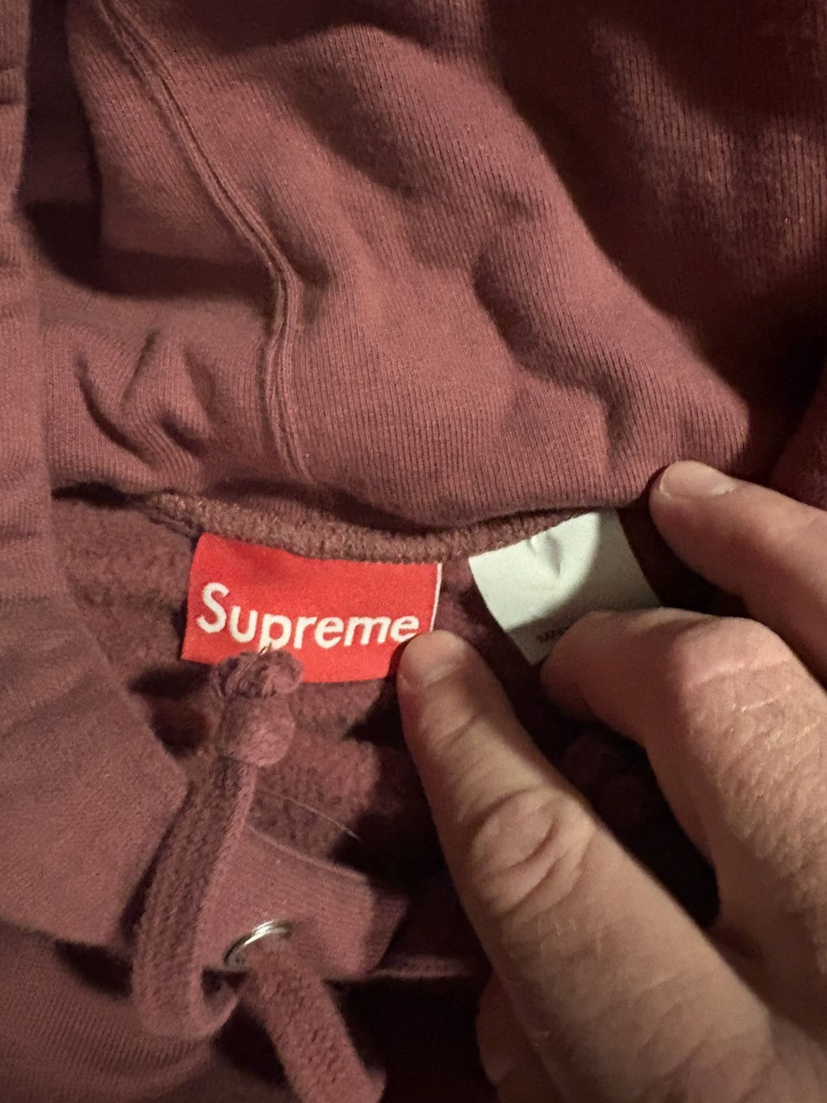 Supreme Supreme AOI XL red hoodie Size US XL / EU 56 / 4 - 6 Thumbnail