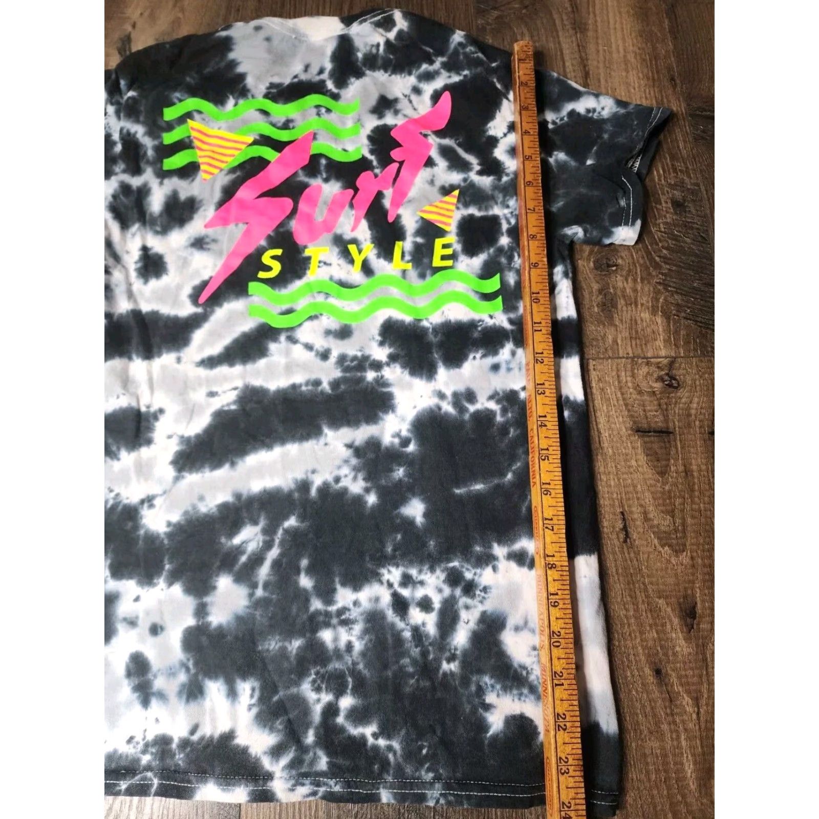 Vintage VINTAGE Surf Style T Shirt Mens S Tie Dye Neon Logo Short Sleeve Crew Neck Black 90s Beach Theme Size US S / EU 44-46 / 1 - 4 Thumbnail