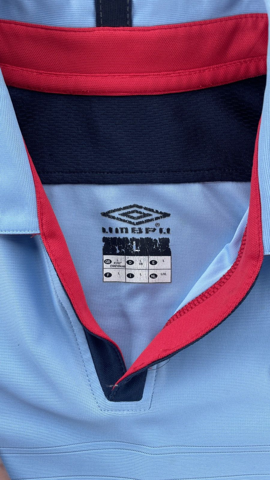 Other Vintage Celta Figo 2004/2005 Home Football Shirt Size US L / EU 52-54 / 3 - 5 Thumbnail