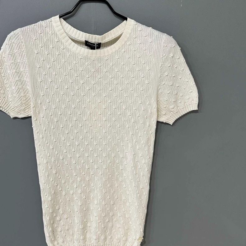 Chanel Chanel Small logo knitted short sleeves 2504-Nextarrow Size S / US 4 / IT 40 - 2 Thumbnail