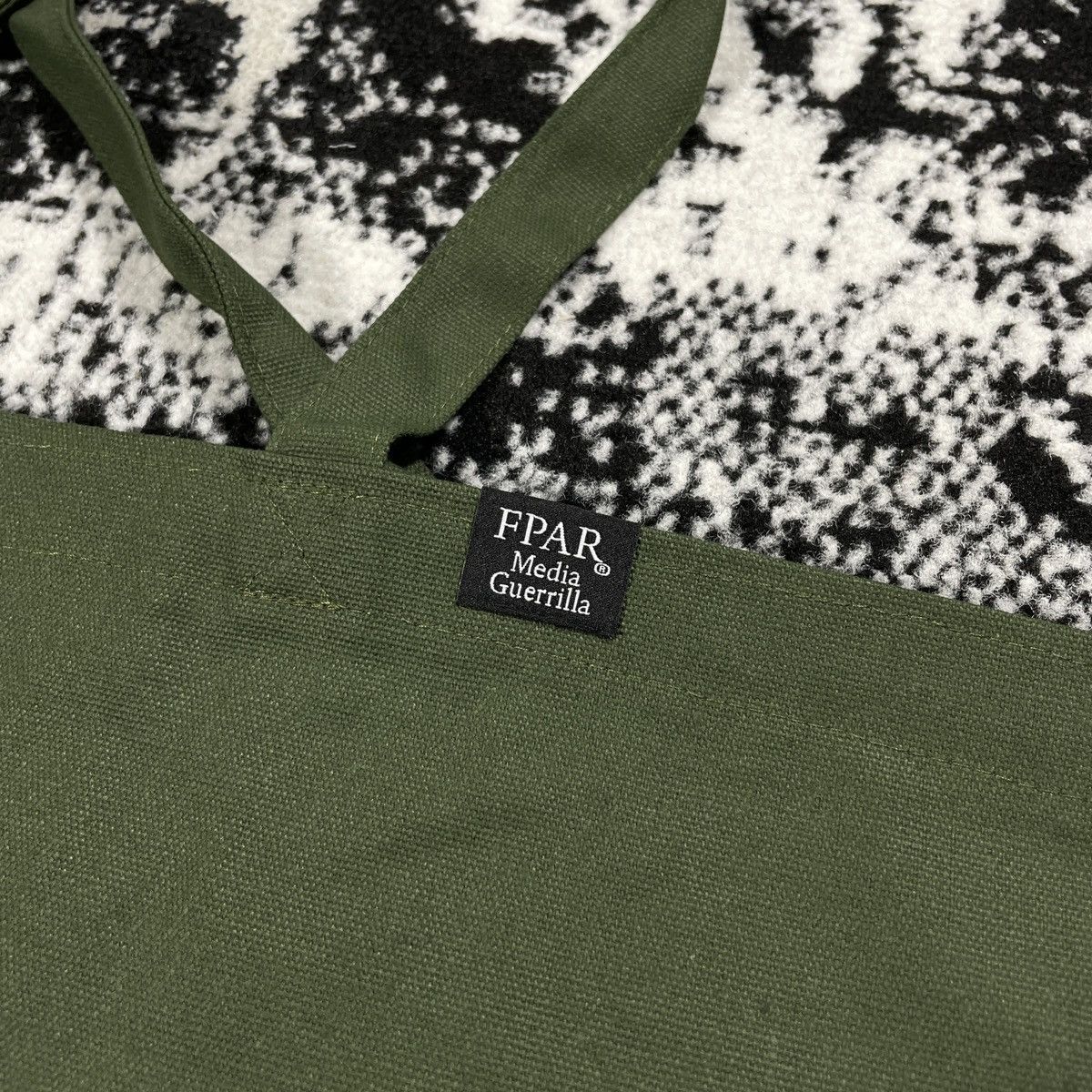 FPAR × Wtaps FPAR CANVAS SINCE TOTE BAG Size ONE SIZE - 5 Thumbnail