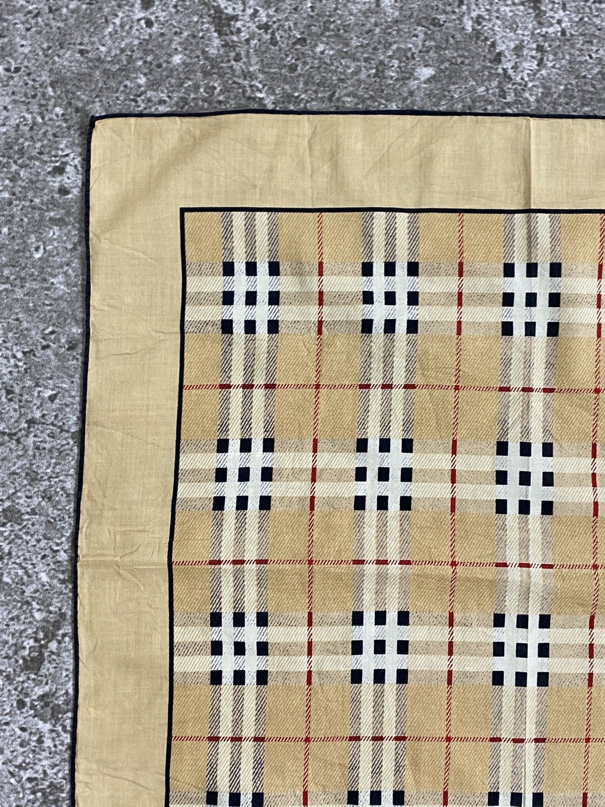Burberry Burberrys Handkerchief / Bandana / Neckerchief Size ONE SIZE - 4 Thumbnail