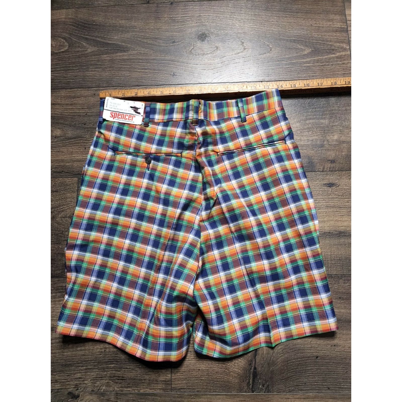 Vintage VINTAGE 1960s Tailfeathers by Spencer Men's 28 NOS Plaid Golf Chino Shorts Size US 28 / EU 44 - 3 Thumbnail