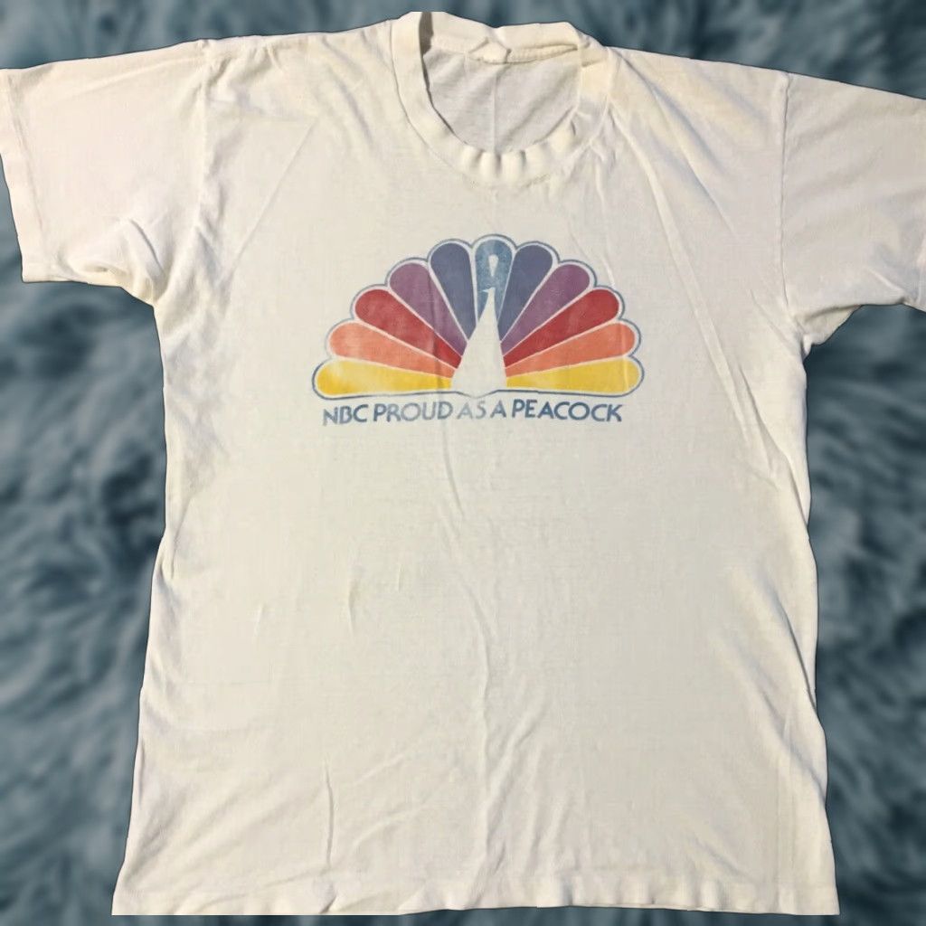 SAS VINTAGE NBC Proud As A Peacock TV Network Promo Shirt L USA White Mens T-Shirt 80s 90s TV Movie Cartoon Humor Retro Rock Size US L / EU 52-54 / 3 - 1 Thumbnail