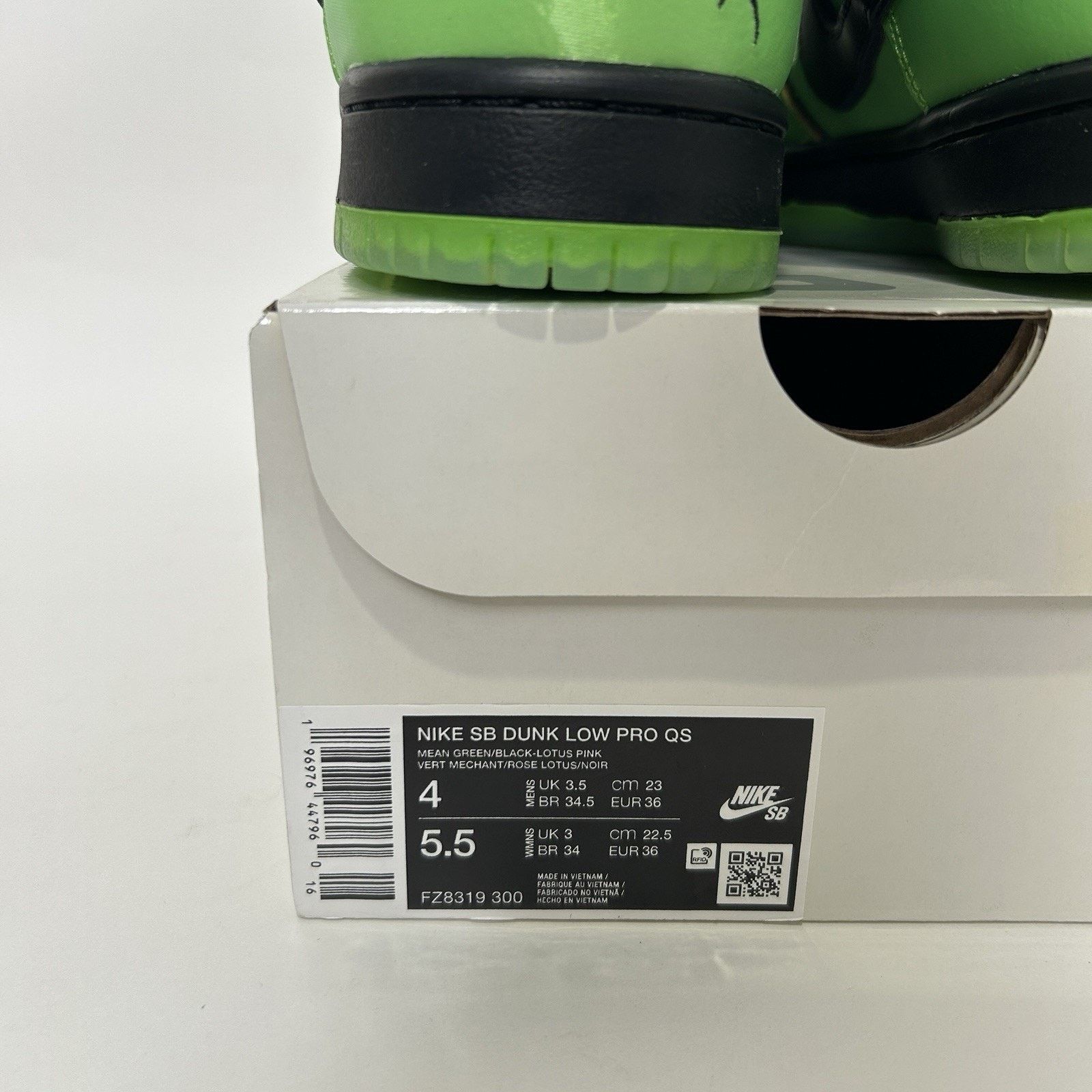 Nike Nike SB Dunk Low QS The Powerpuff Girls “Buttercup” Size US 5.5 / IT 35.5 - 5 Thumbnail