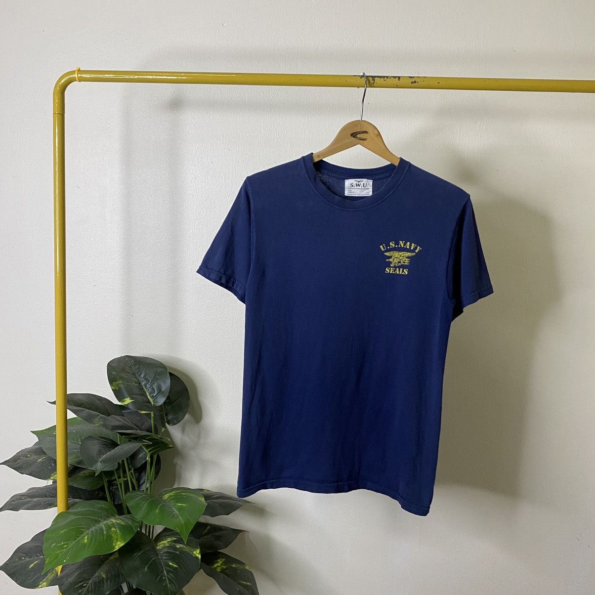 Surplus Research Surplus S.W.U US Navy Seals T Shirt Size US S / EU 44-46 / 1 - 5 Thumbnail