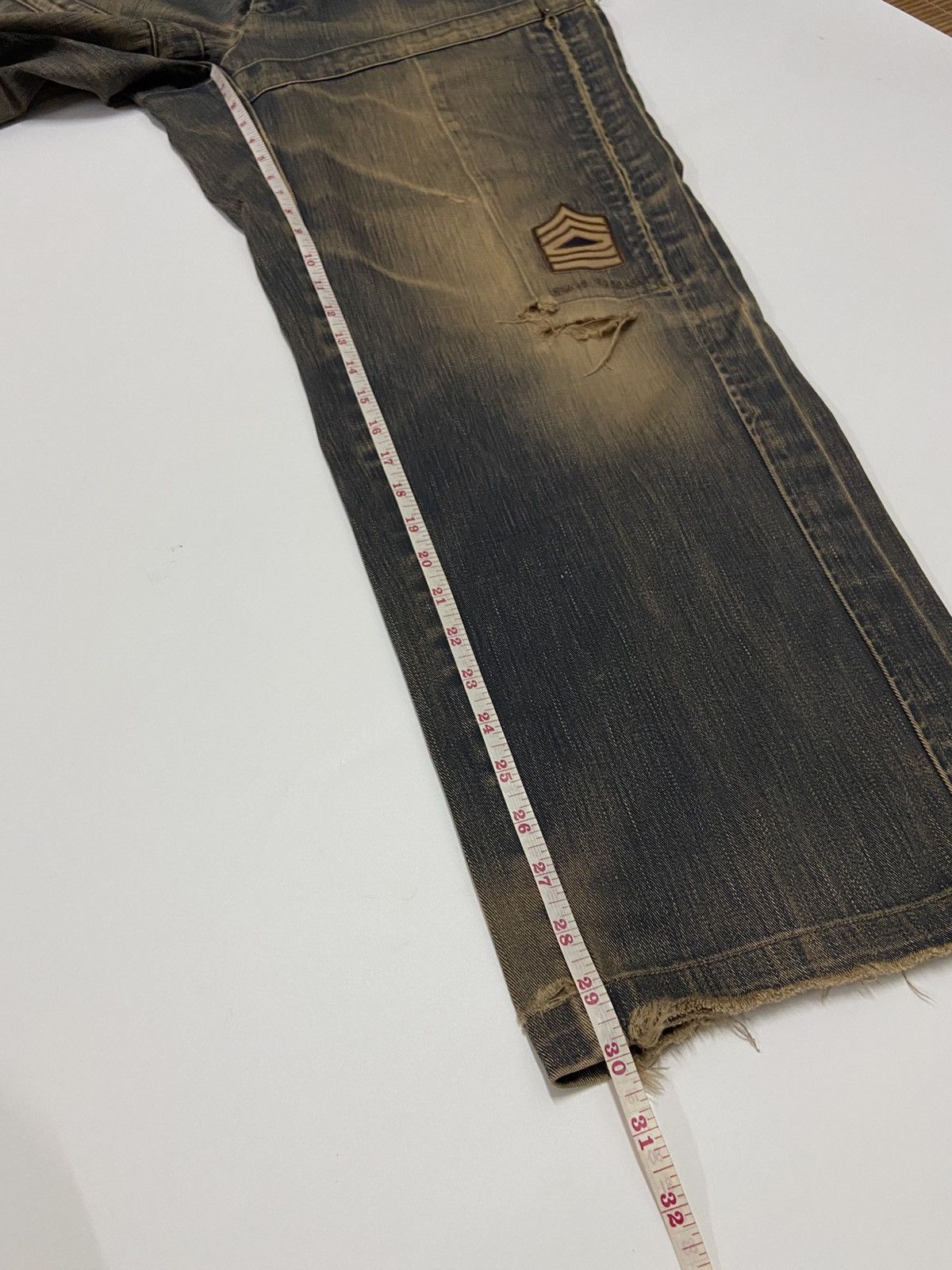 Jean Charles De Castelbajac CASTELBAJAC SPORTS DISTRESSED BAGGY JEANS Size US 34 / EU 50 - 19 Thumbnail