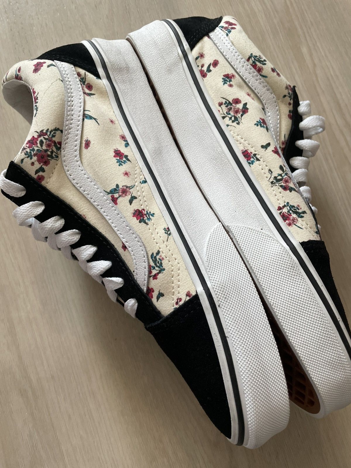Vans Vans Old Skool "Ditsy Floral Asphaltgold" BlackCream 8M 9.5W Size US 9.5 / IT 39.5 - 5 Thumbnail