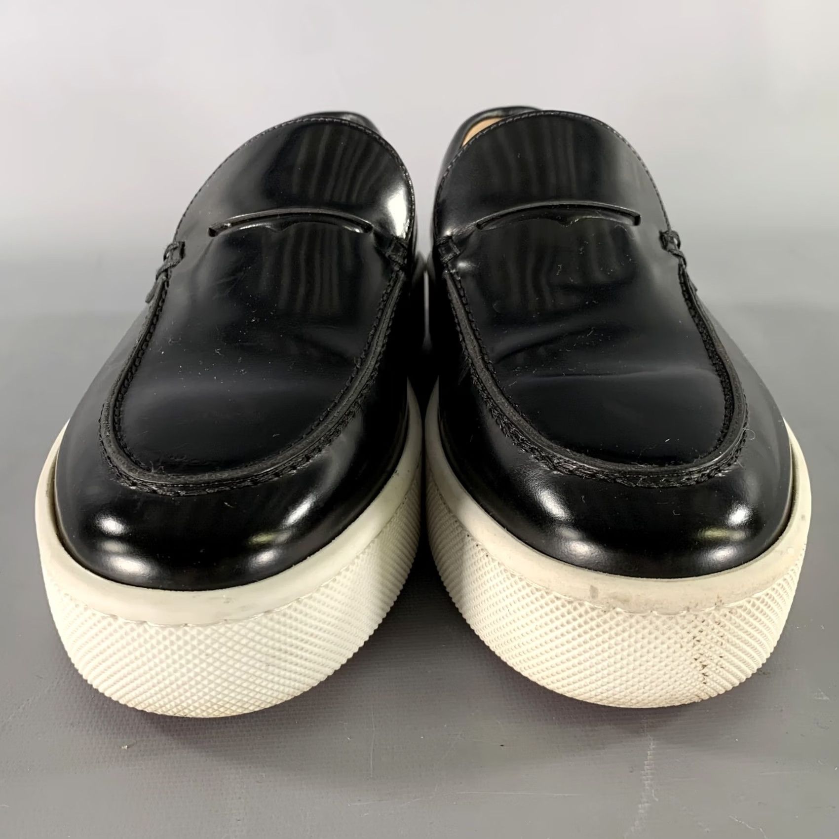 Christian Louboutin CHRISTIAN LOUBOUTIN Leather Yacht Loafers Black Red Color Block Size 6 Size US 6 / EU 39 - 4 Thumbnail