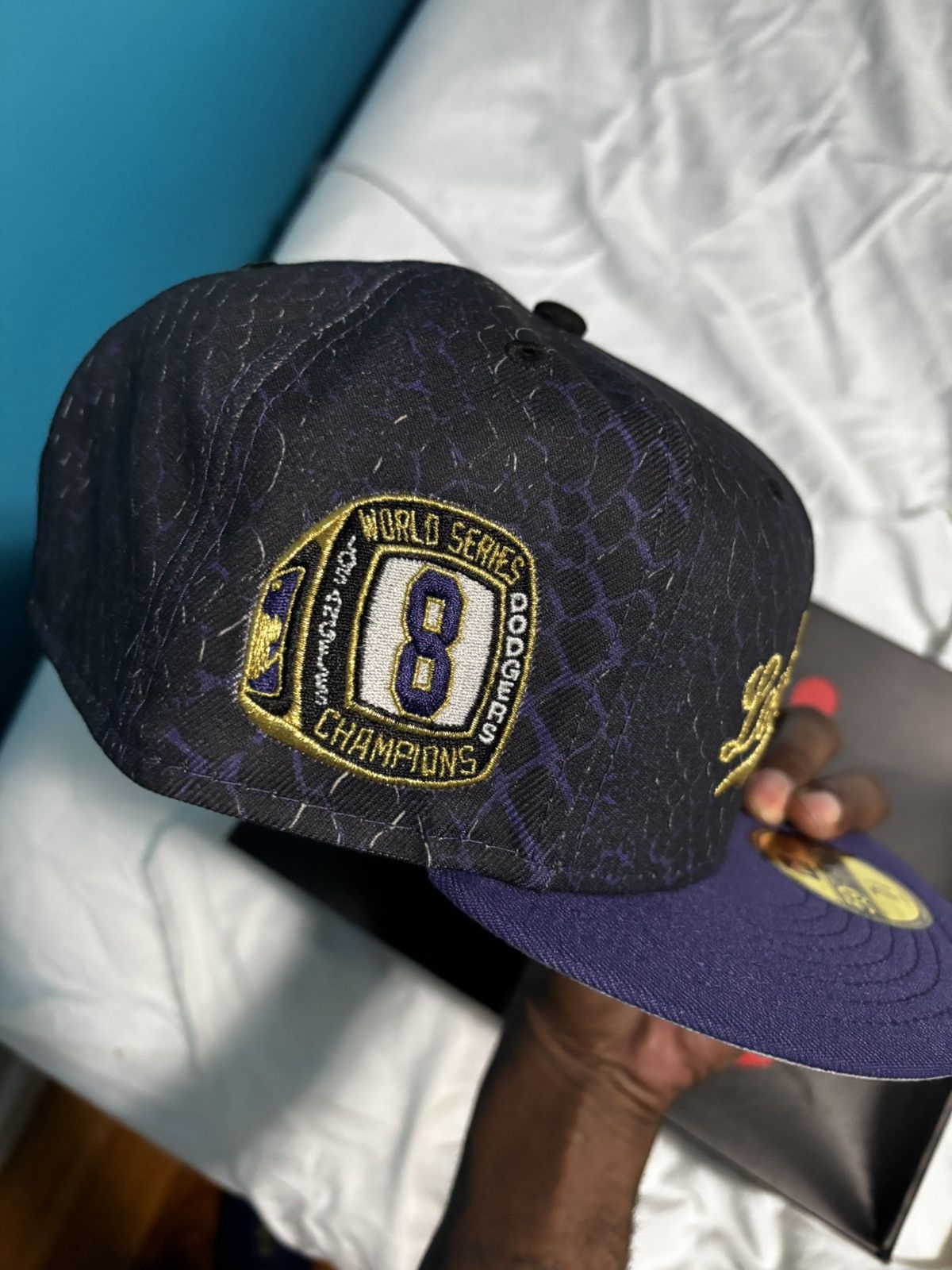 New Era MAMBA DAY 2TONE DODGERS 8X CHAMP Size 34 - 5 Thumbnail