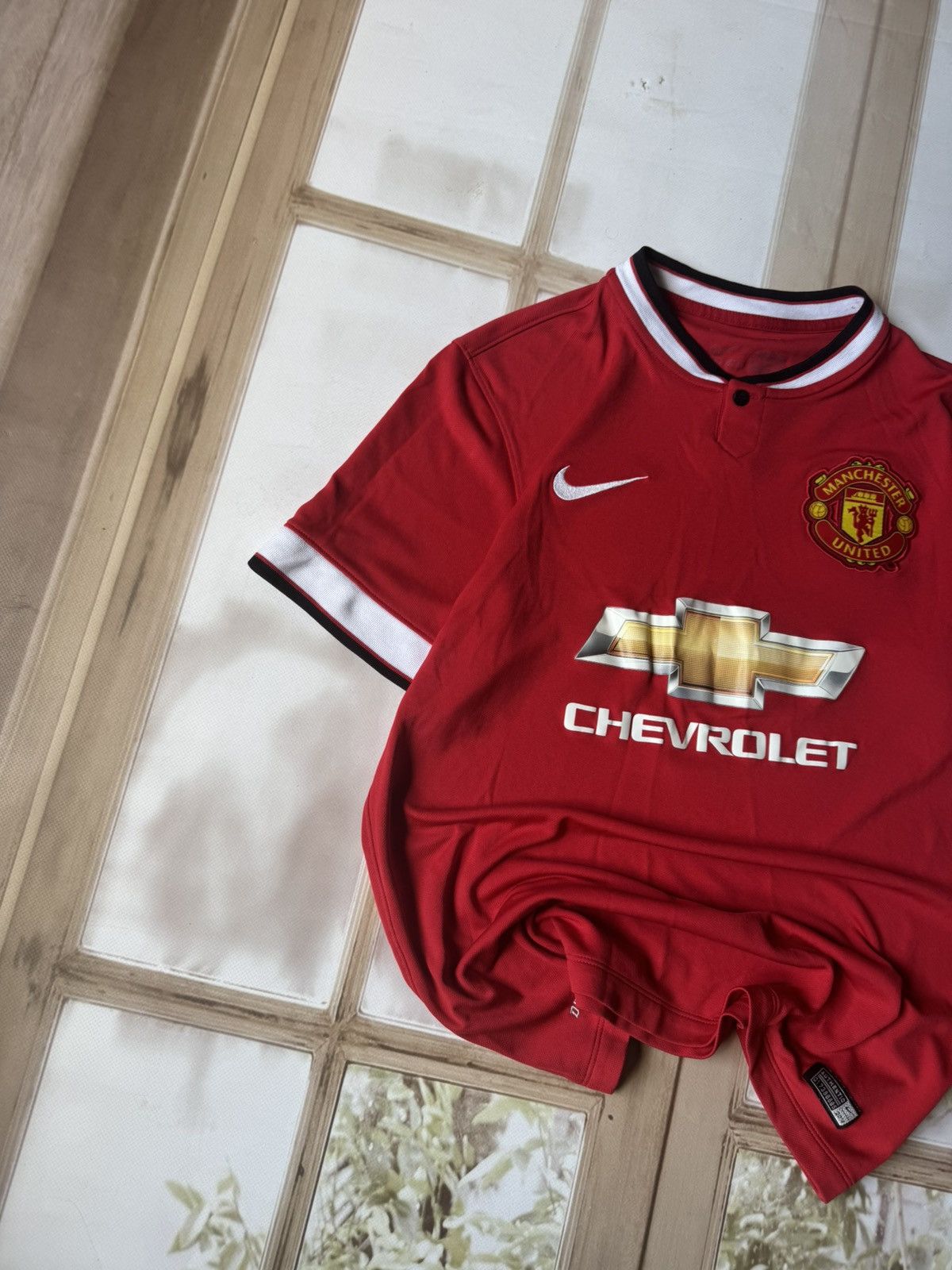 Nike Vintage Nike Manchester United 2014/15 Home Jersey - Size US M / EU 48-50 / 2 - 2 Thumbnail