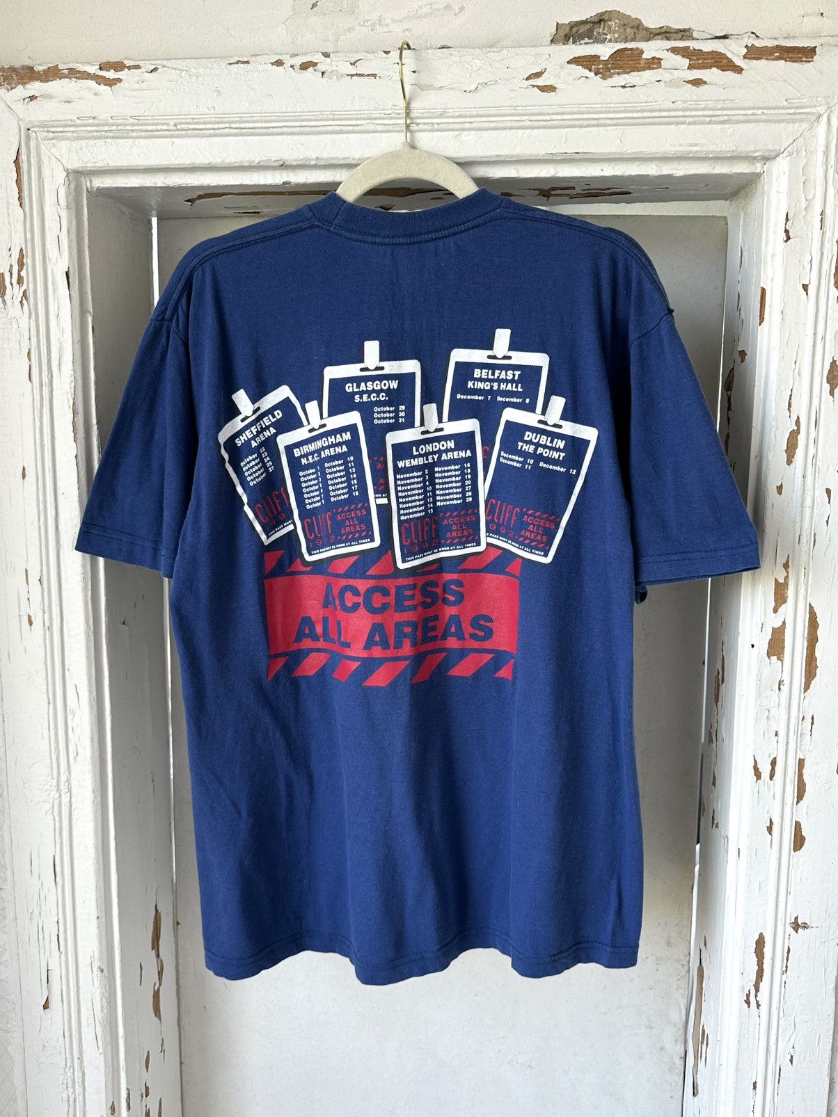 Band Tees × Vintage Vintage Cliff Richard 1992 T-shirt Size US M / EU 48-50 / 2 - 5 Thumbnail