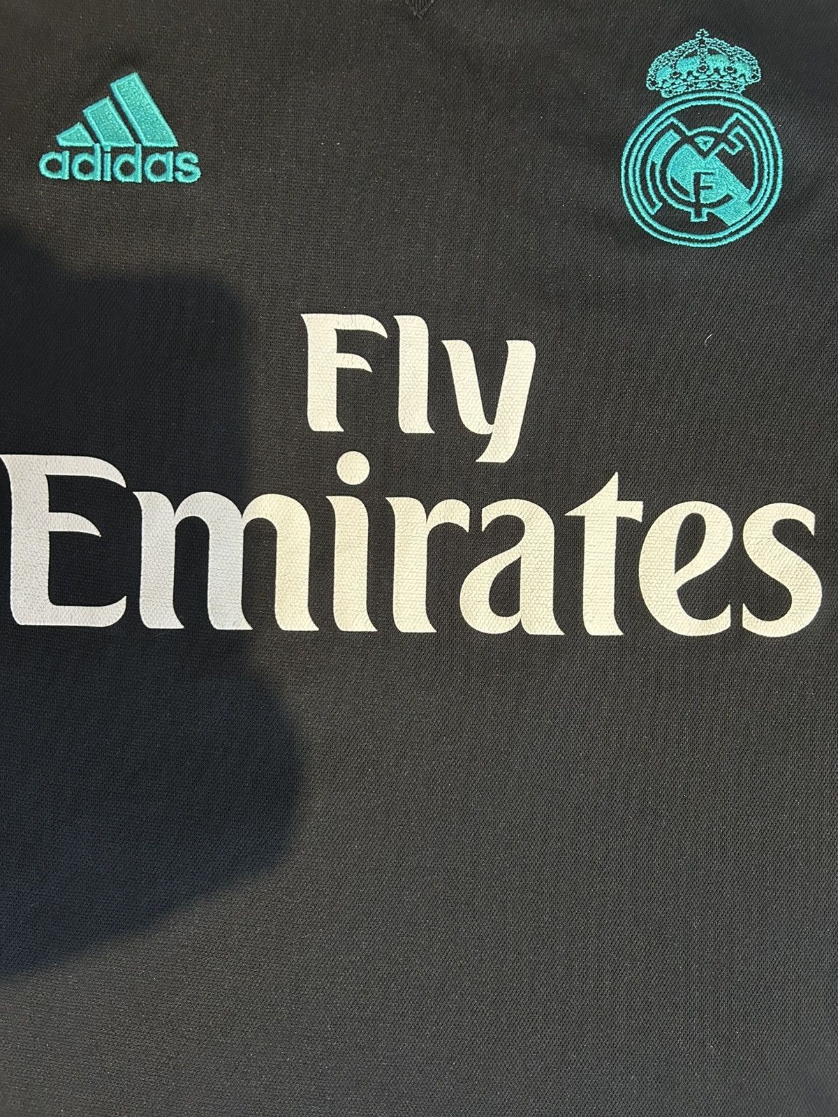 Adidas Real Madrid 2017-2018 away jersey Size US S / EU 44-46 / 1 - 3 Thumbnail