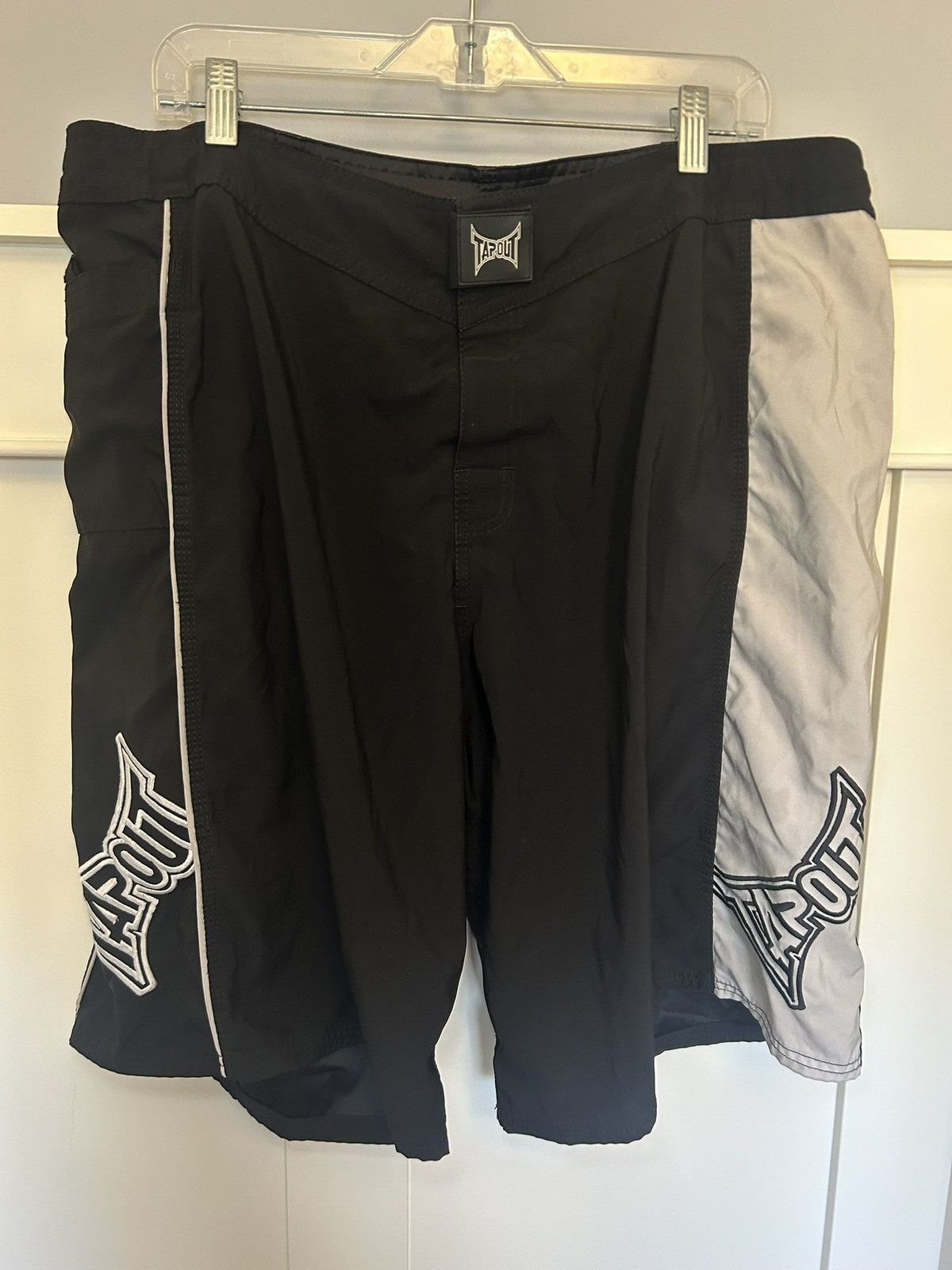 Tapout Vintage Tapout baggy active/swimwear shorts Size US 38 / EU 54 - 1 Thumbnail