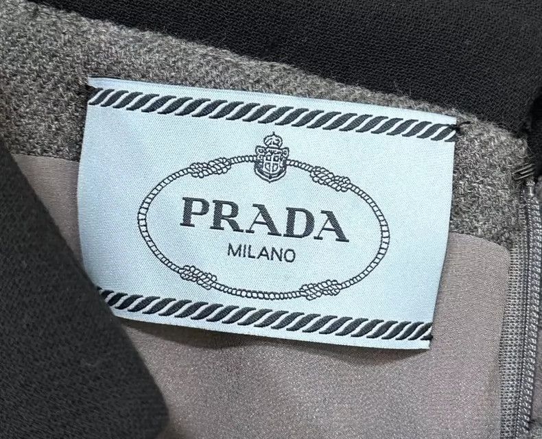 Prada Prada Small lapel dress 2502-Nextarrow Size XS / US 0-2 / IT 36-38 - 6 Thumbnail