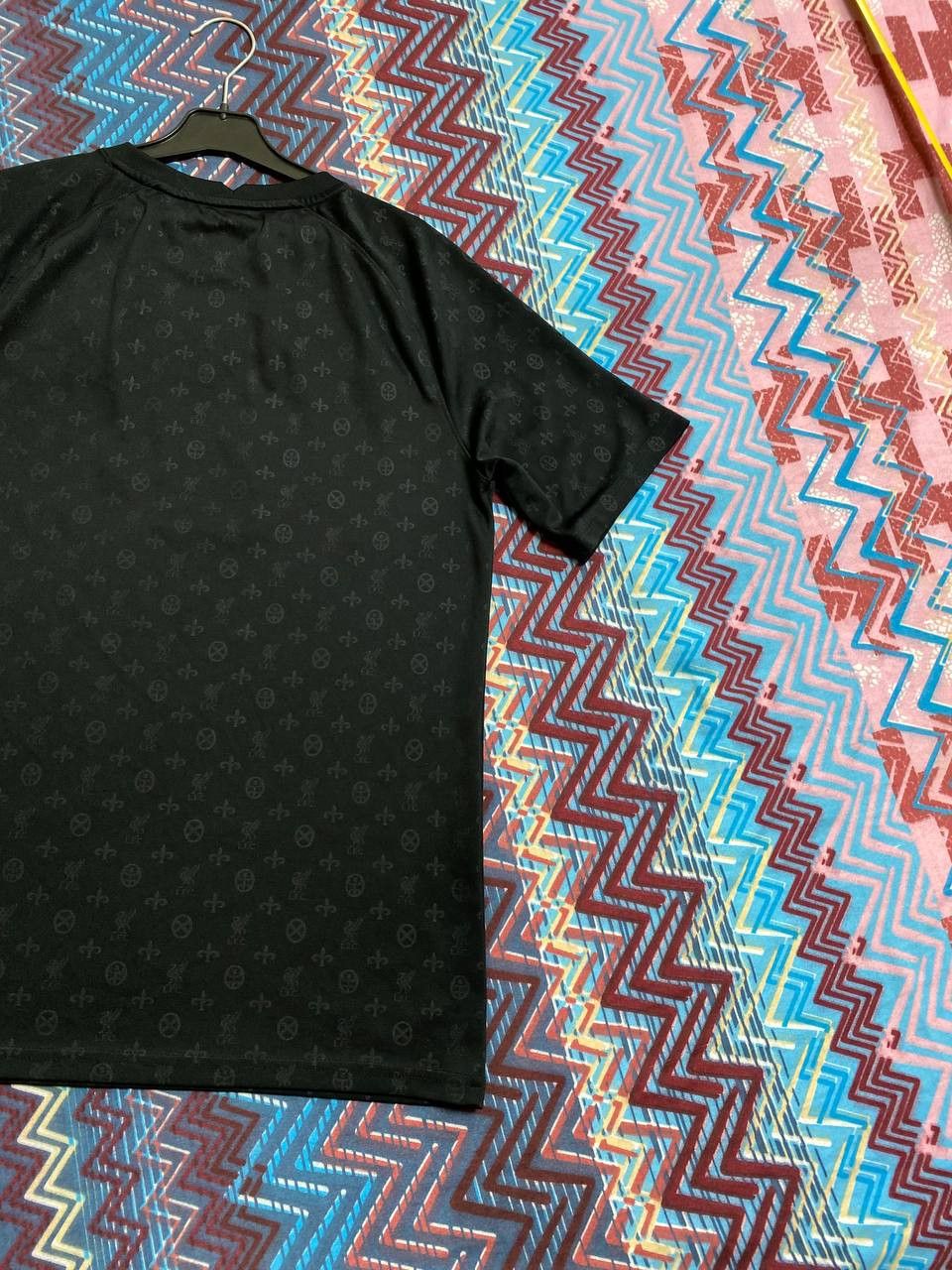 Nike Streetwear Jerseys Nike L.F.C. AXA logo T-Shirt Y2K Vintage Size US S / EU 44-46 / 1 - 13 Thumbnail